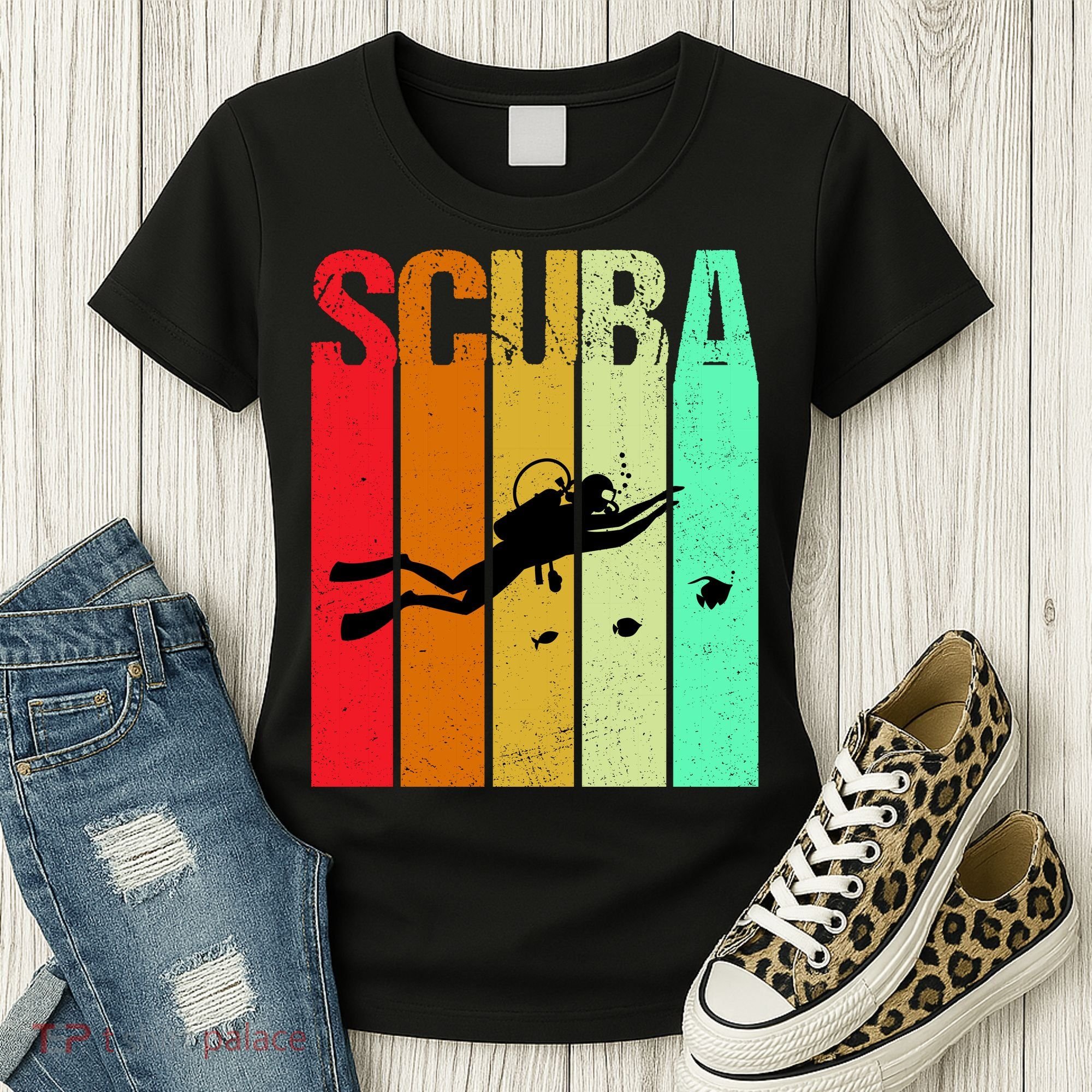 Scuba Retro Women's T-Shirt