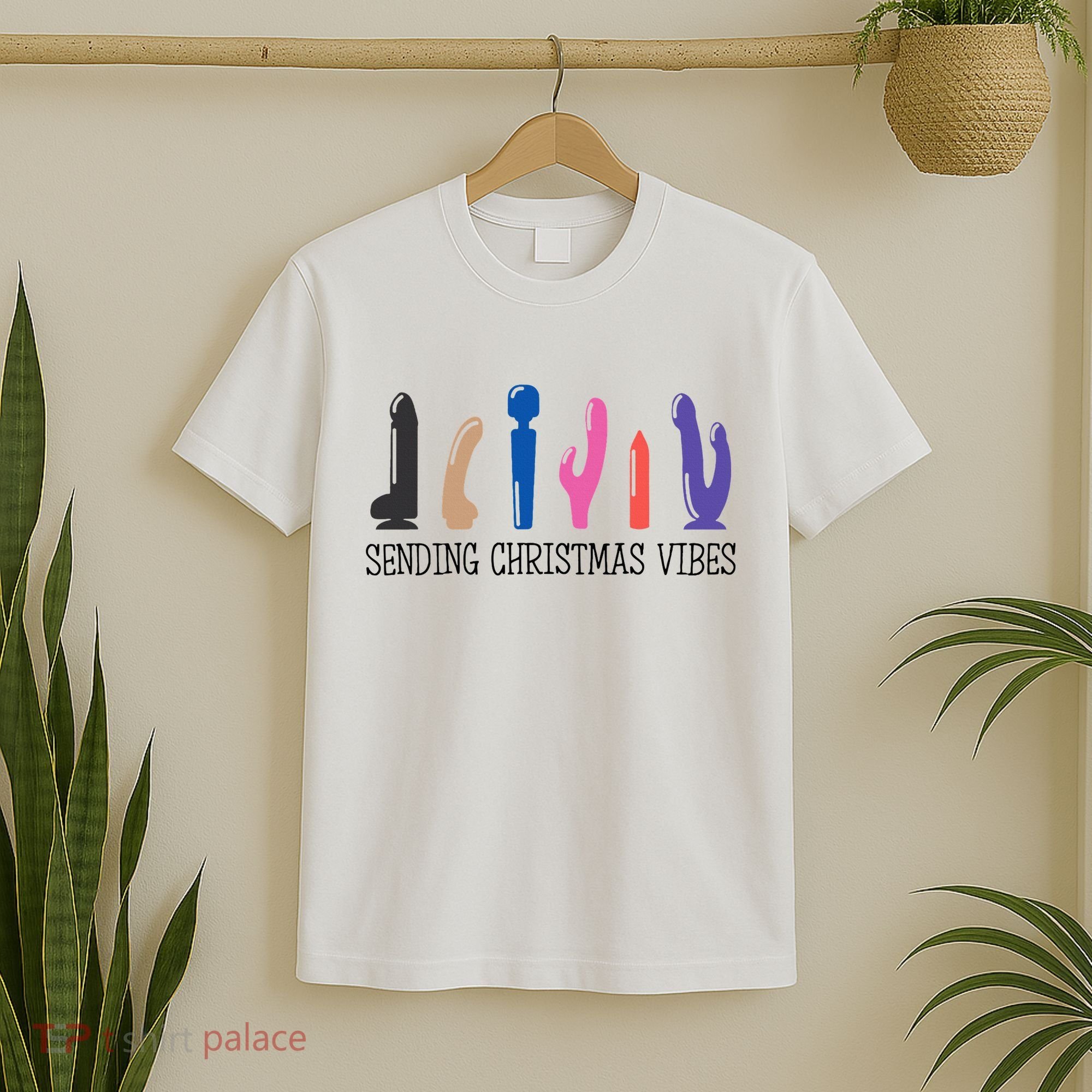 Sending Christmas Vibe Sending You Happy Vibe Xmas Vibrator  T-Shirt