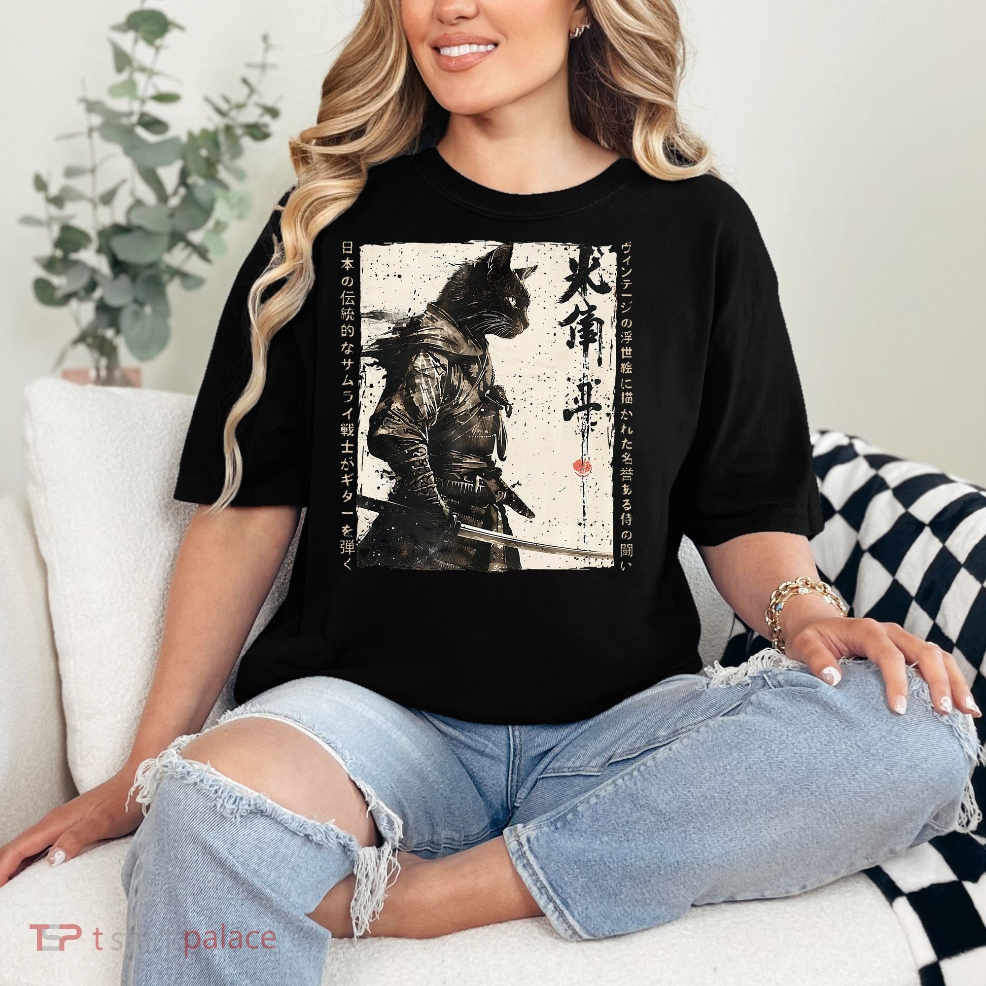 Samurai Cat Warrior Ukiyo Ink Artwork Cat Samurai Comfort Colors T-Shirt
