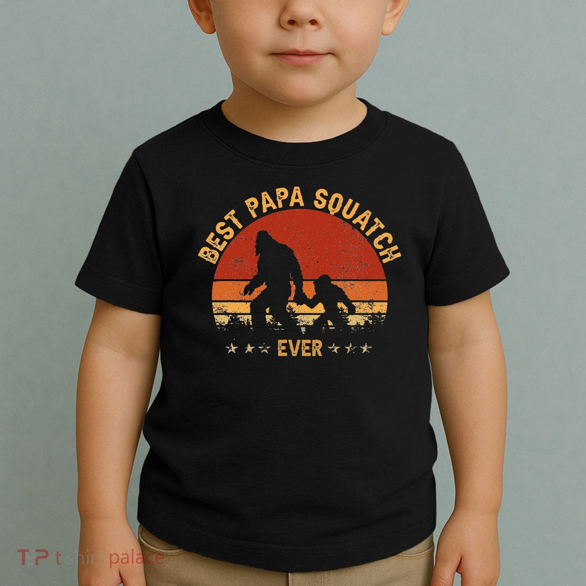 Sasquatch Dad Best Papa Squatch Ever Bigfoot Dad Fathers Day Toddler T-Shirt