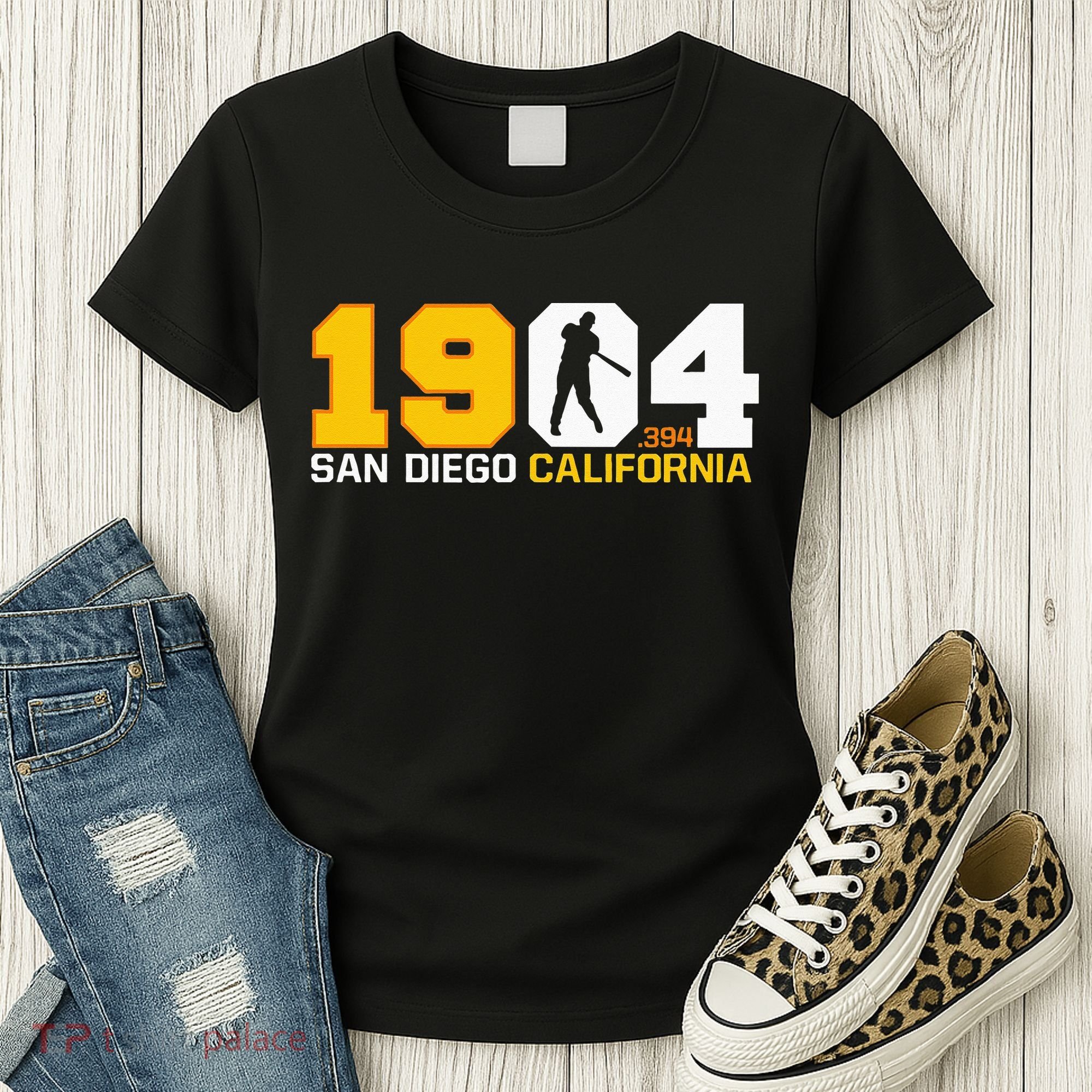 San Diego California Throwback 1904 Baseball Statue .394 Women's T-Shirt
