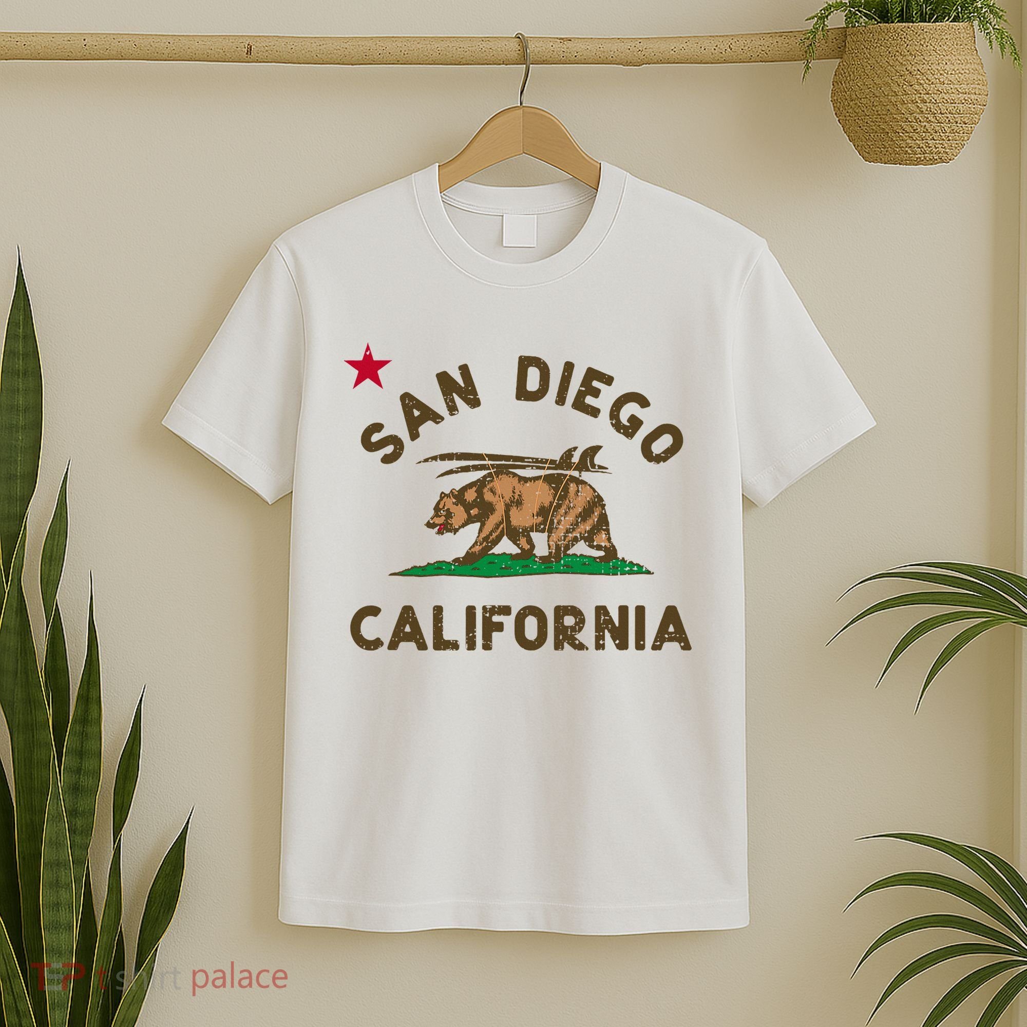 San Diego California Beach Flag Bear Surf Ca T-Shirt