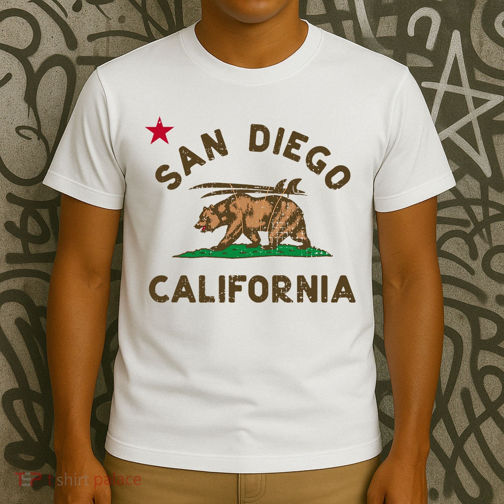 San Diego California Beach Flag Bear Surf Ca T-Shirt
