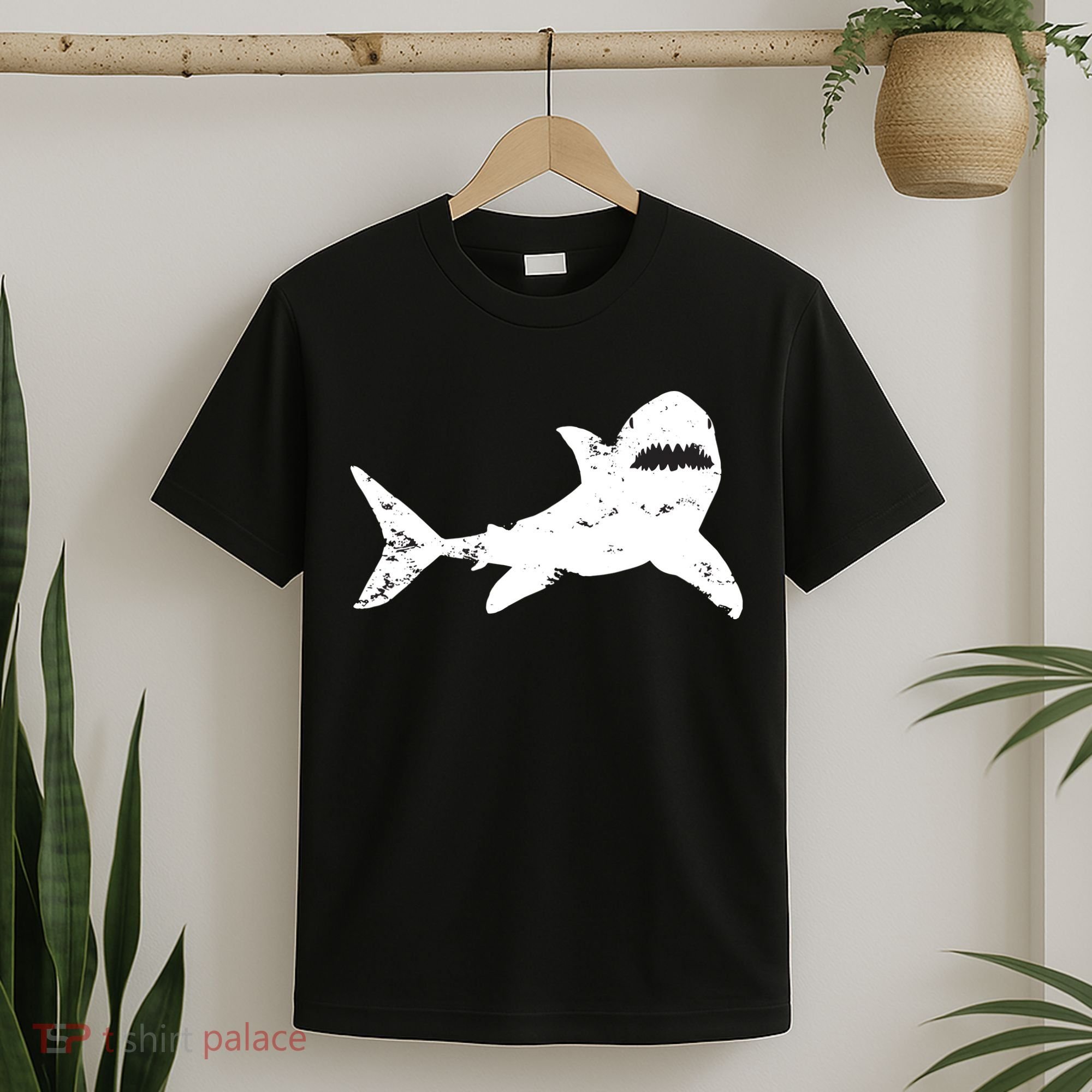 Shark Distressed Cool Vintage Shark Bite Tee T-Shirt