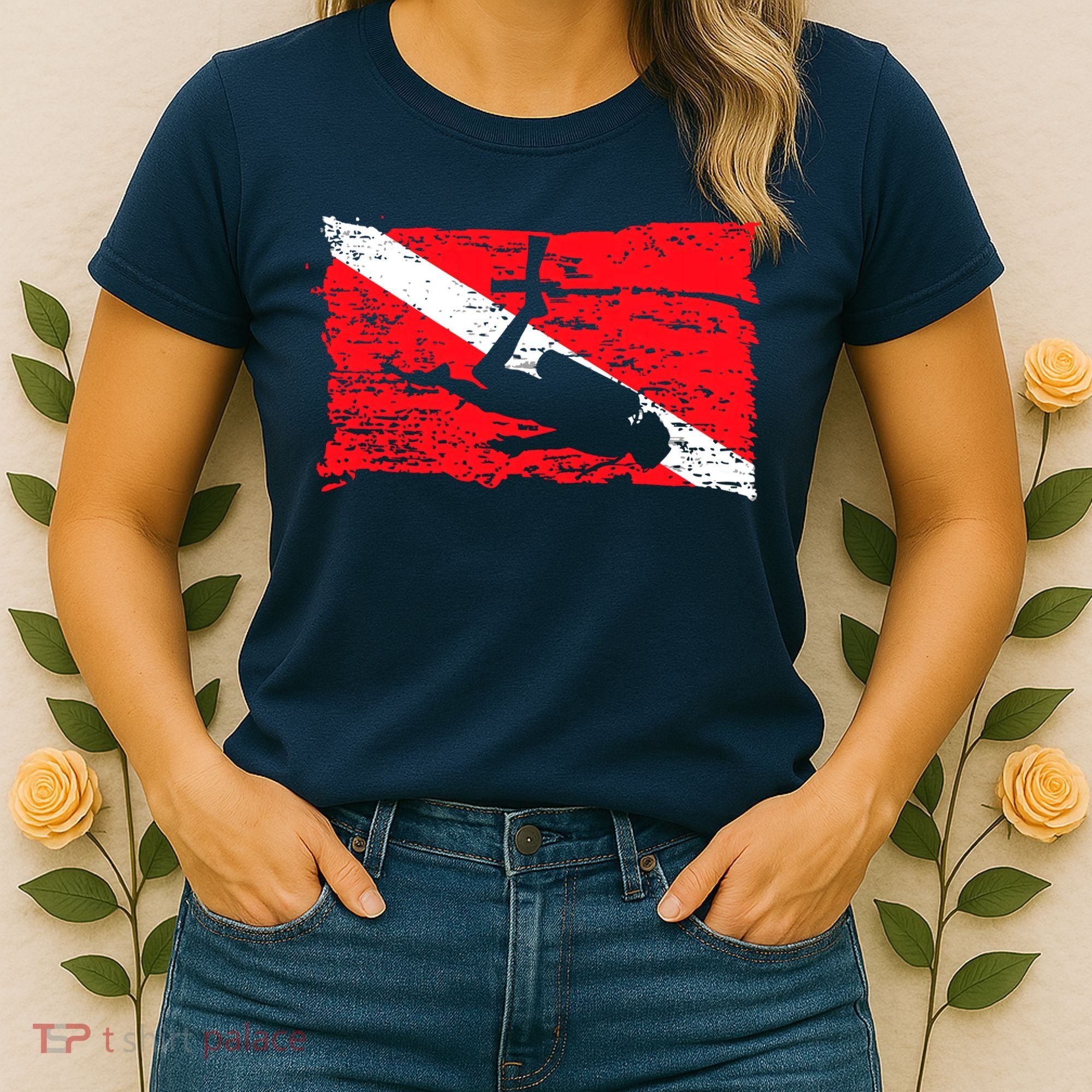 Scuba Diving Diver Down Flag Awesome Marine Diver Dive Gift Women's T-Shirt