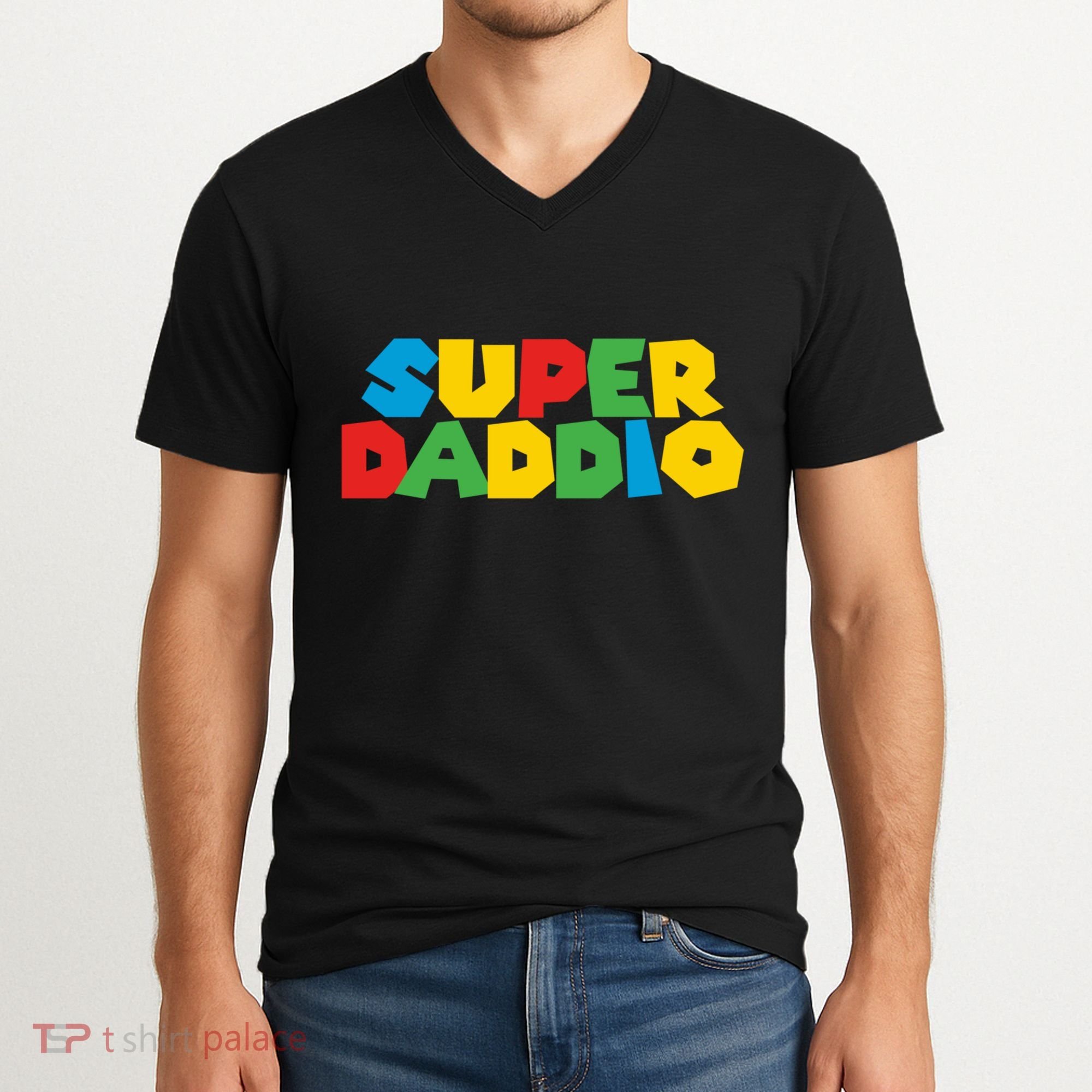 Super Daddio Dad Video Gamer Dad Fathers Day Funny Gift V-Neck T-Shirt