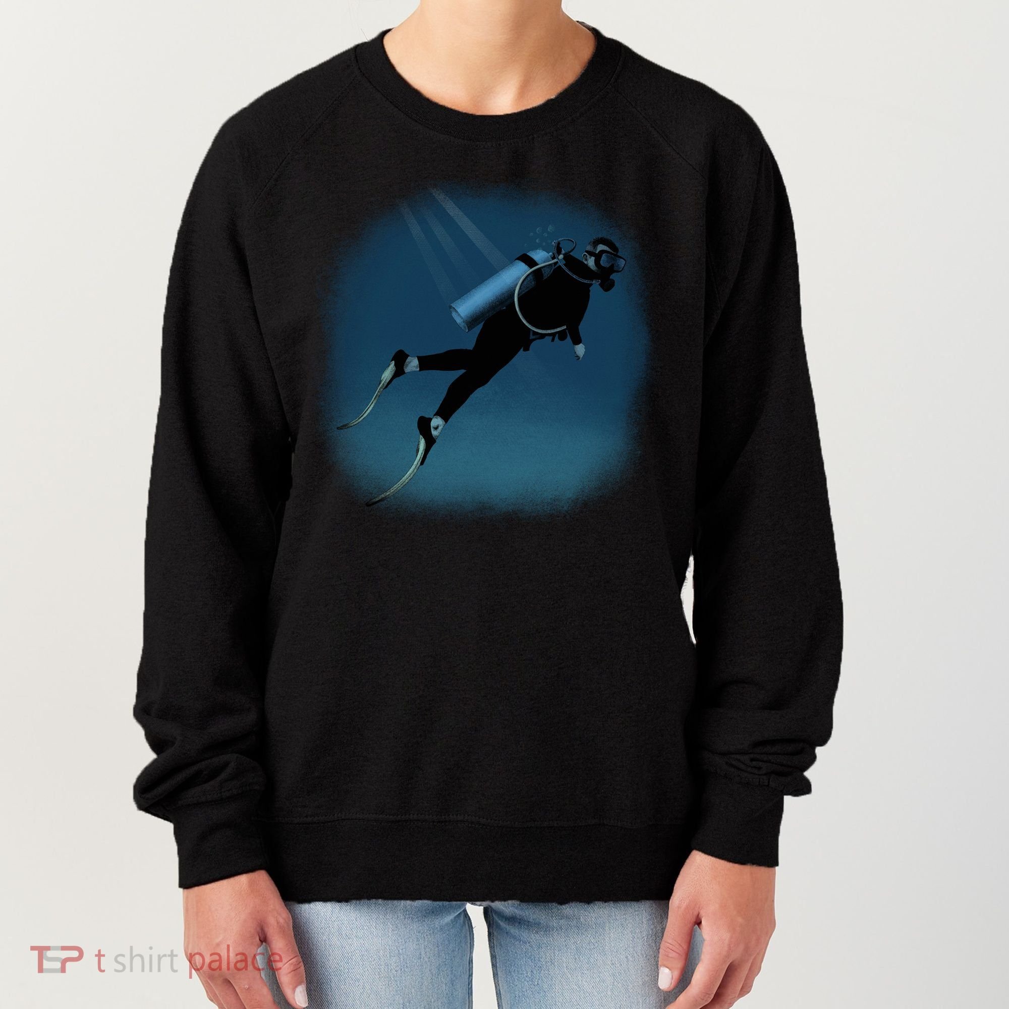 Scuba Diving Illustration Women's Sweatshirt