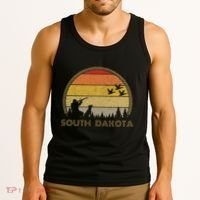 South Dakota Pheasant Hunter Bird Hunting Sunset Retro Tank Top thumb 3