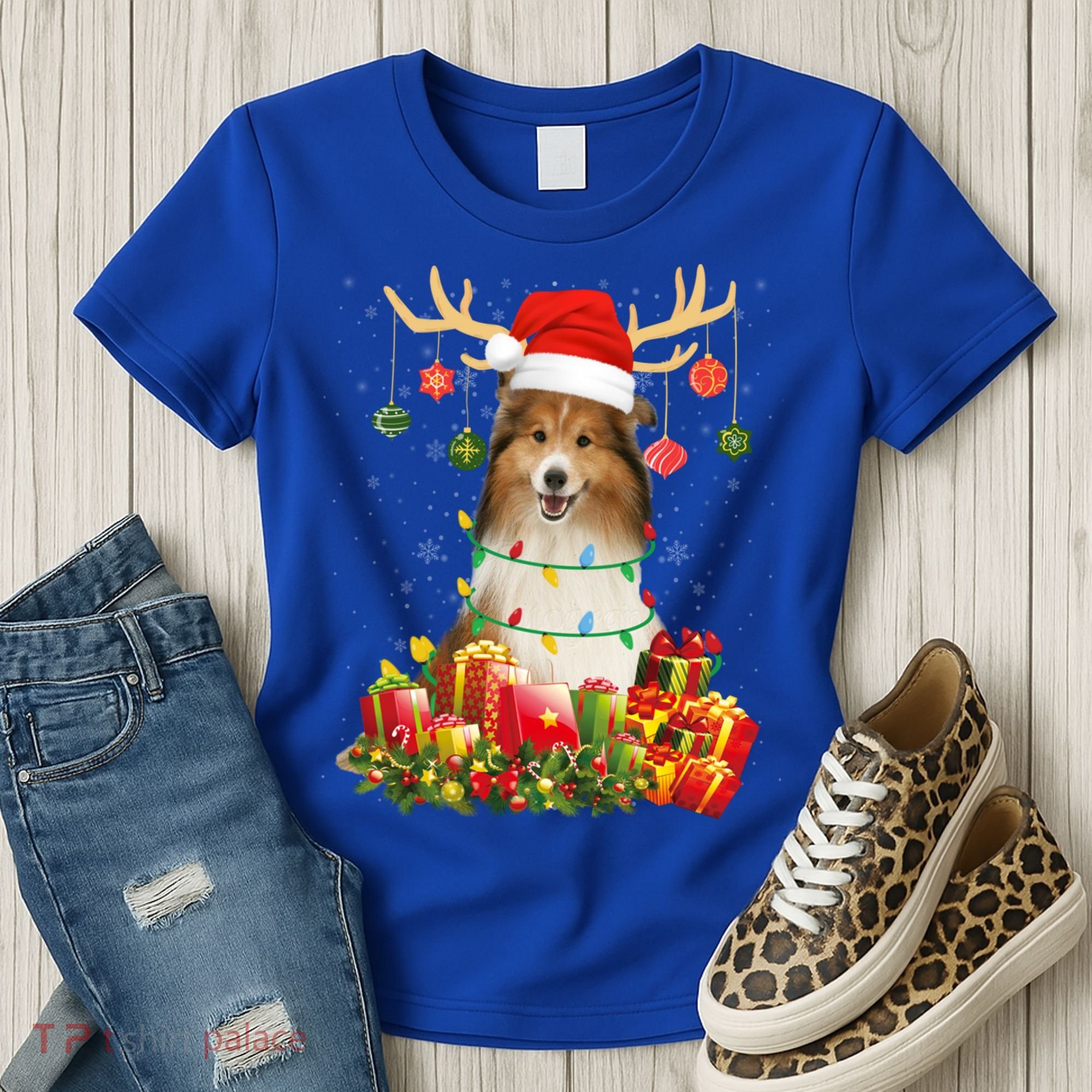 Sheltie Dog Reindeer Santa Hat Christmas Light Xmas Gift Women's T-Shirt