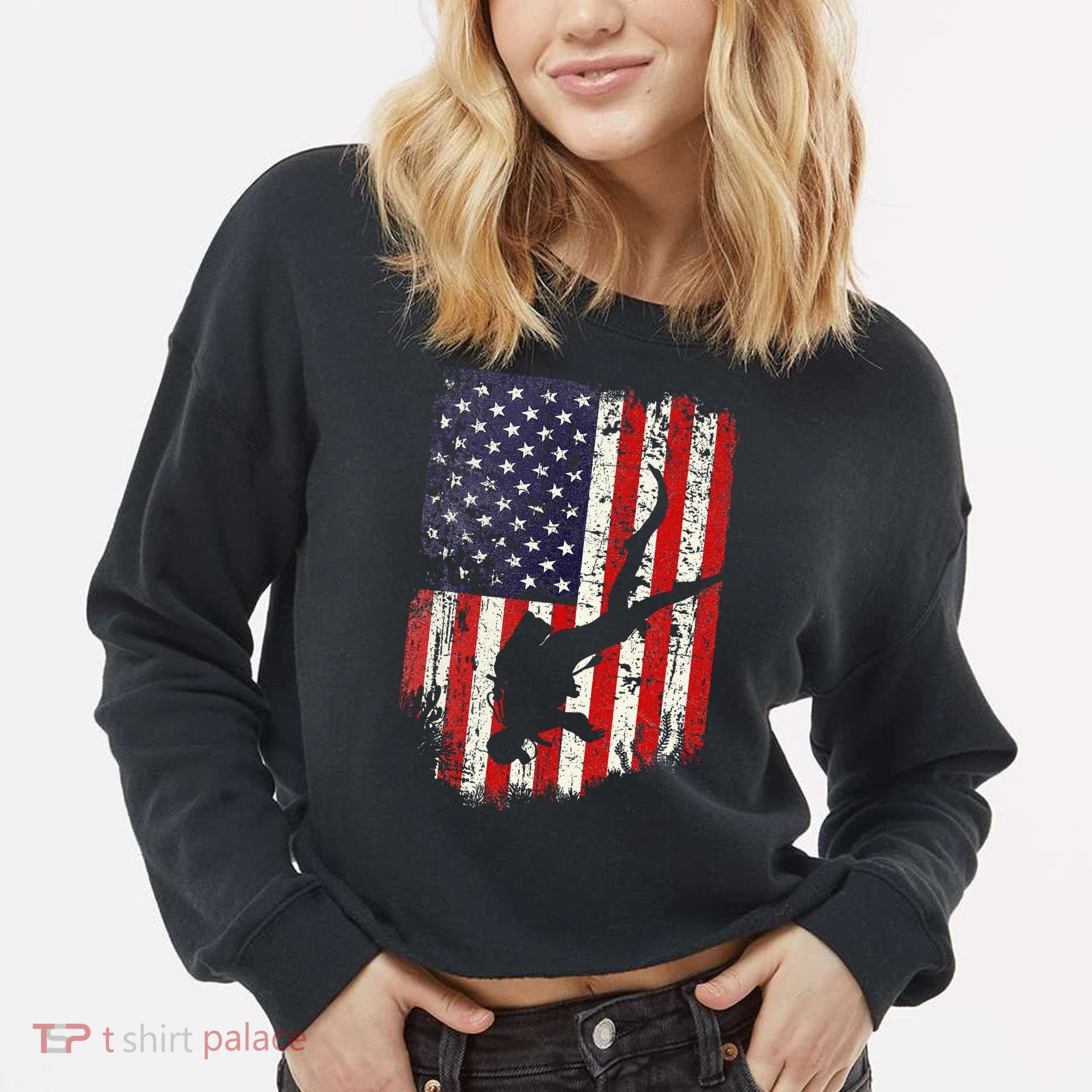 Scuba Diver Scuba Diving American Flag Cropped Pullover Crew
