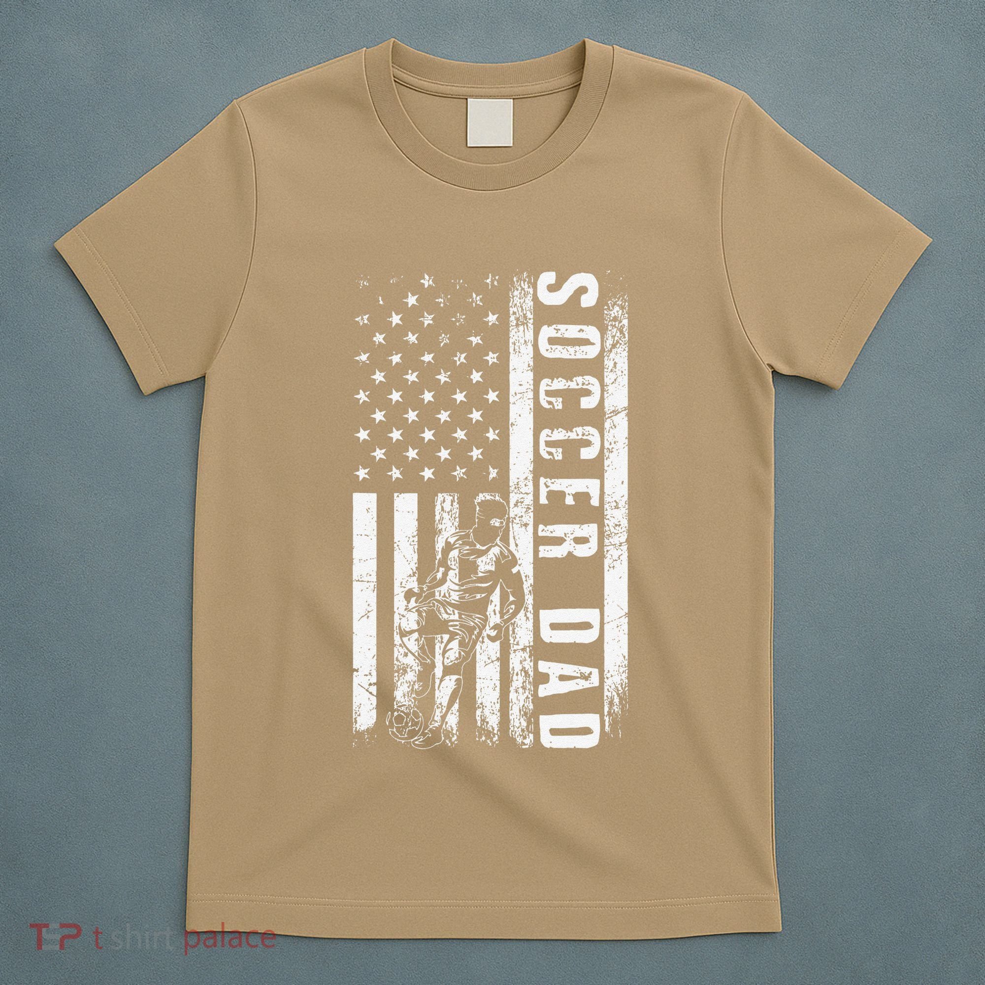 Soccer DAD USA Flag Soccer Team Fan DADDY Fathers Day T-Shirt