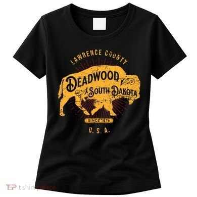 South Dakota Usa Distressed Bison Design Souvenir Women's T-Shirt