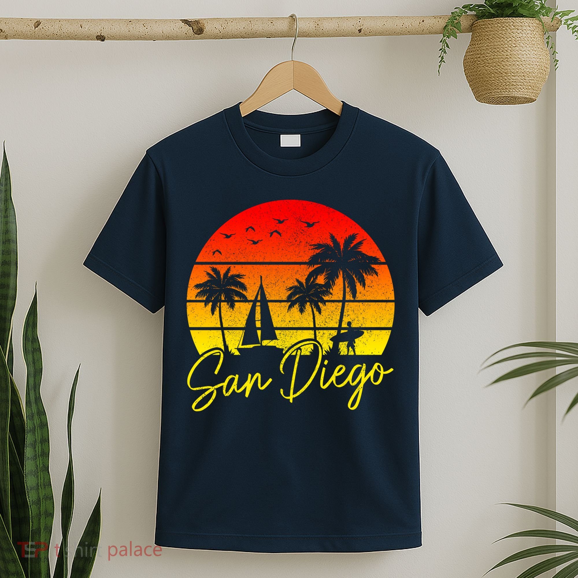 San Diego Vintage Sunset California Sailing Surfer San Diego T-Shirt