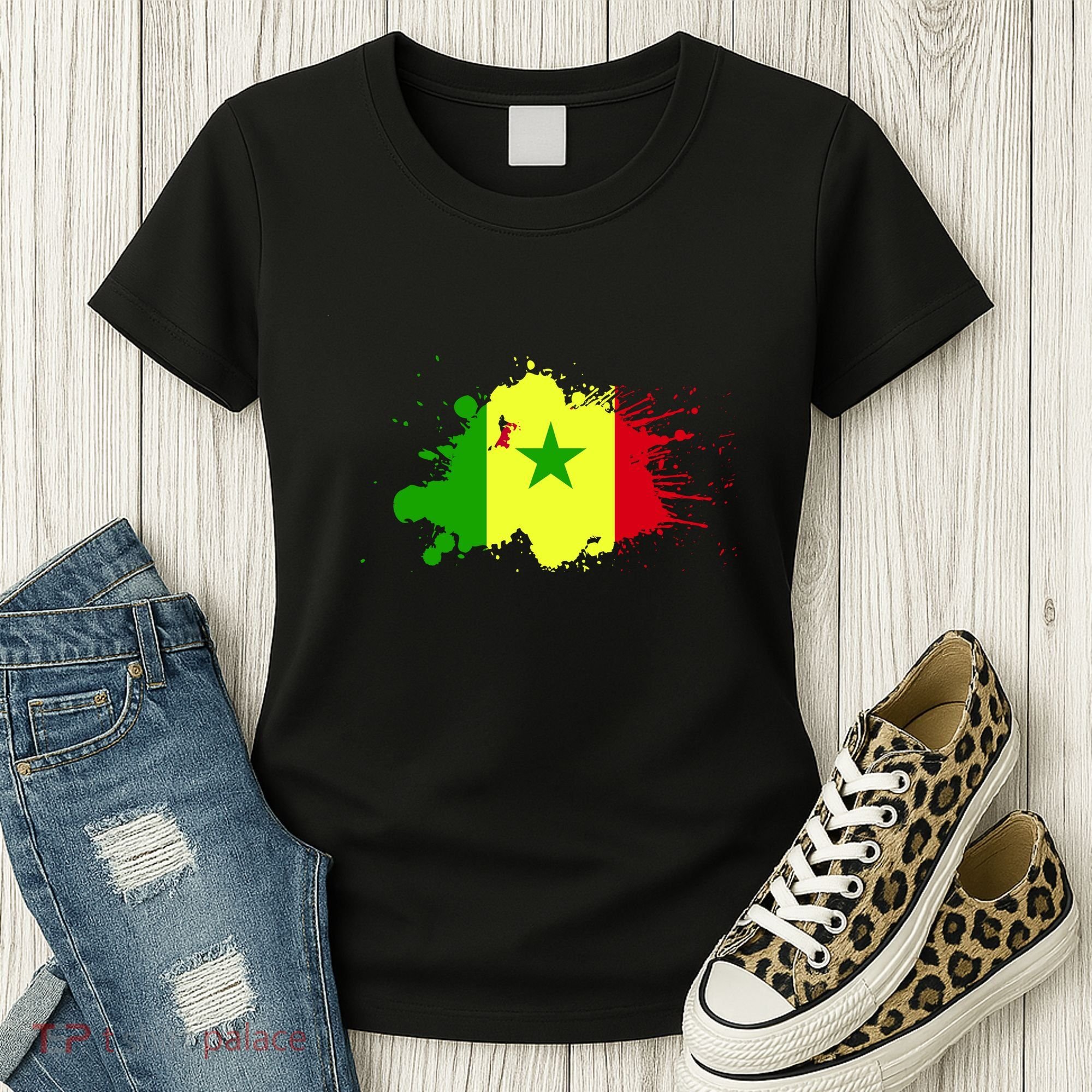 Senegal Flag Grunge Women's T-Shirt