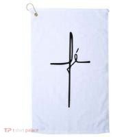 Simple Faith Cross In Portuguese Camiseta Fe Golf Towel thumb 0
