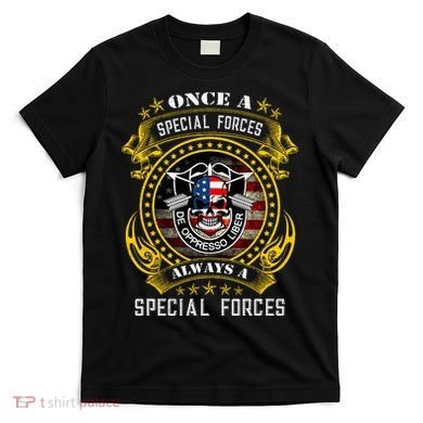 Special Forces De Oppresso Liber Green Beret Skull T-Shirt