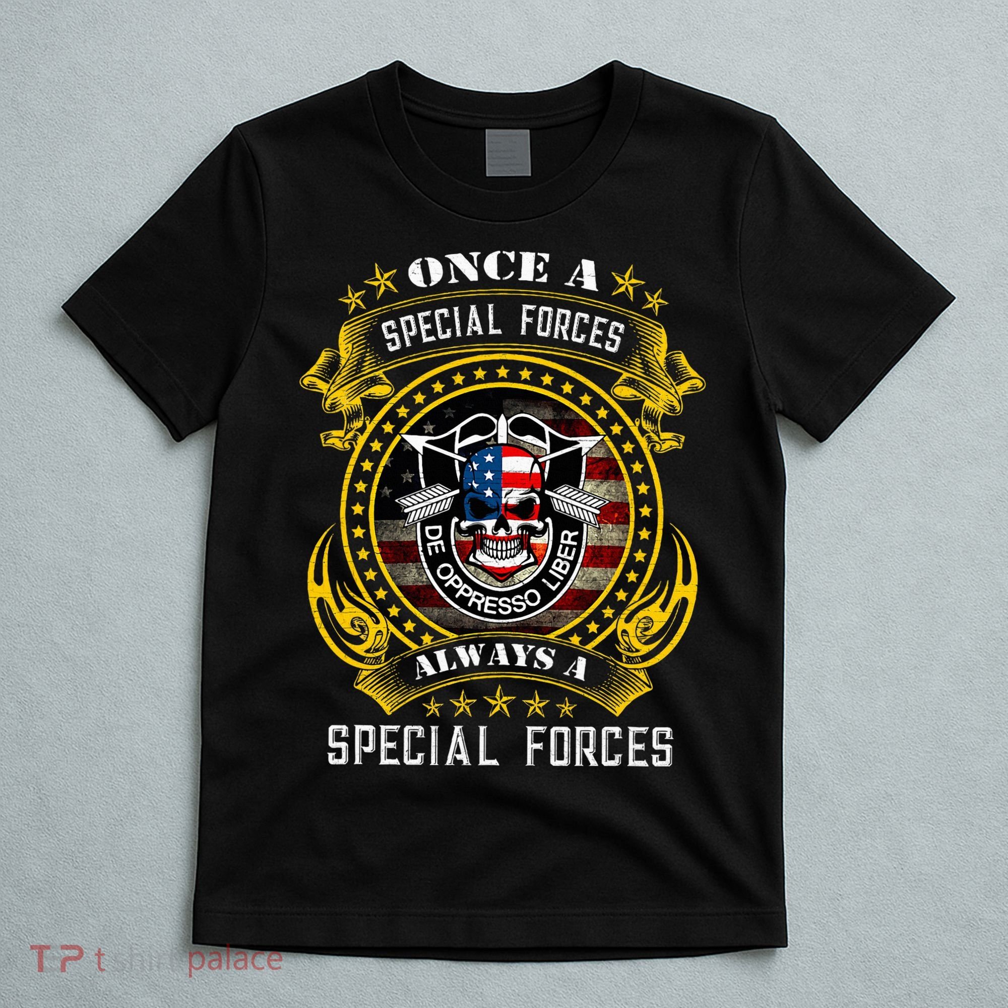 Special Forces De Oppresso Liber Green Beret Skull T-Shirt