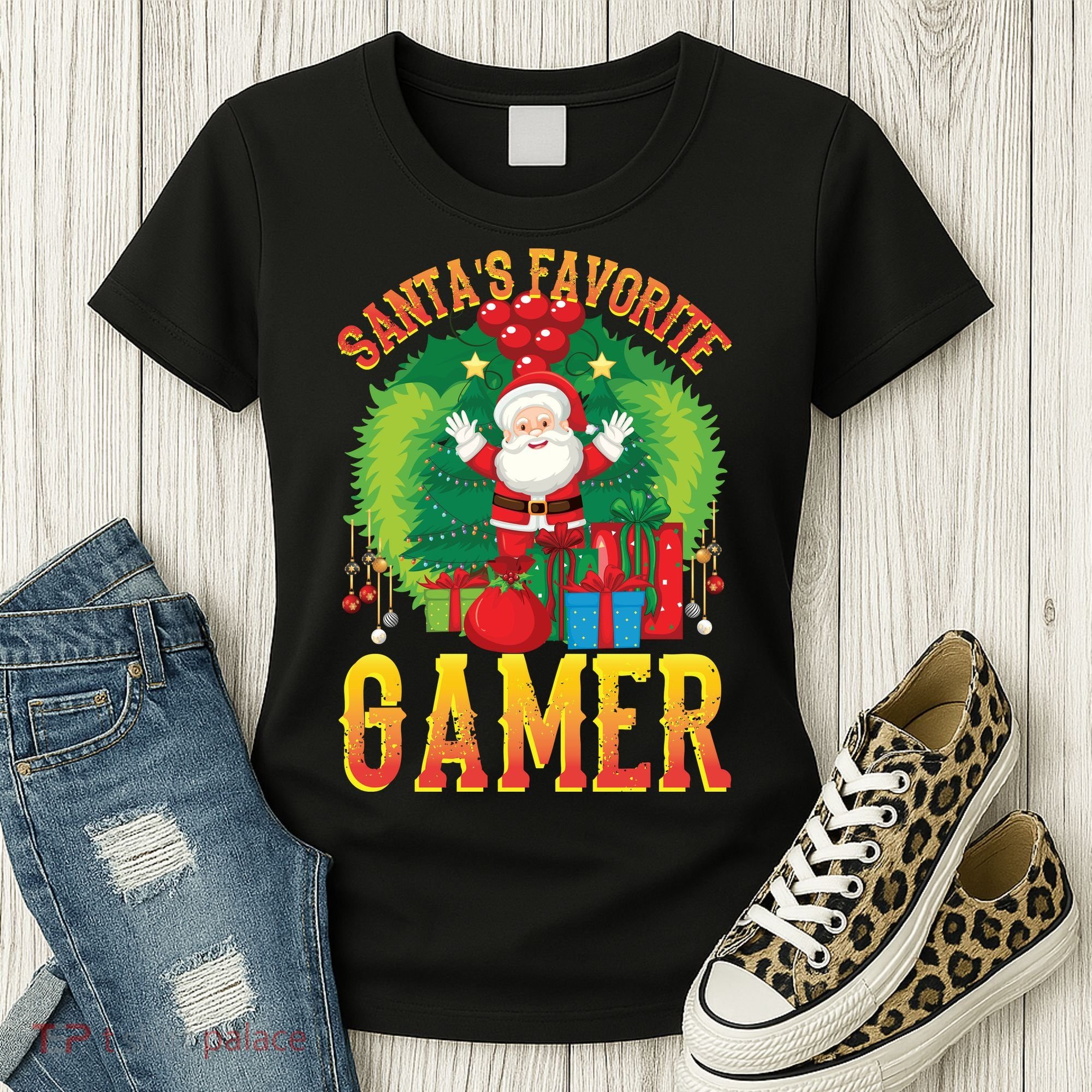 Santa's Favorite Gamer Funny Christmas Gaming Women's T-Shirt