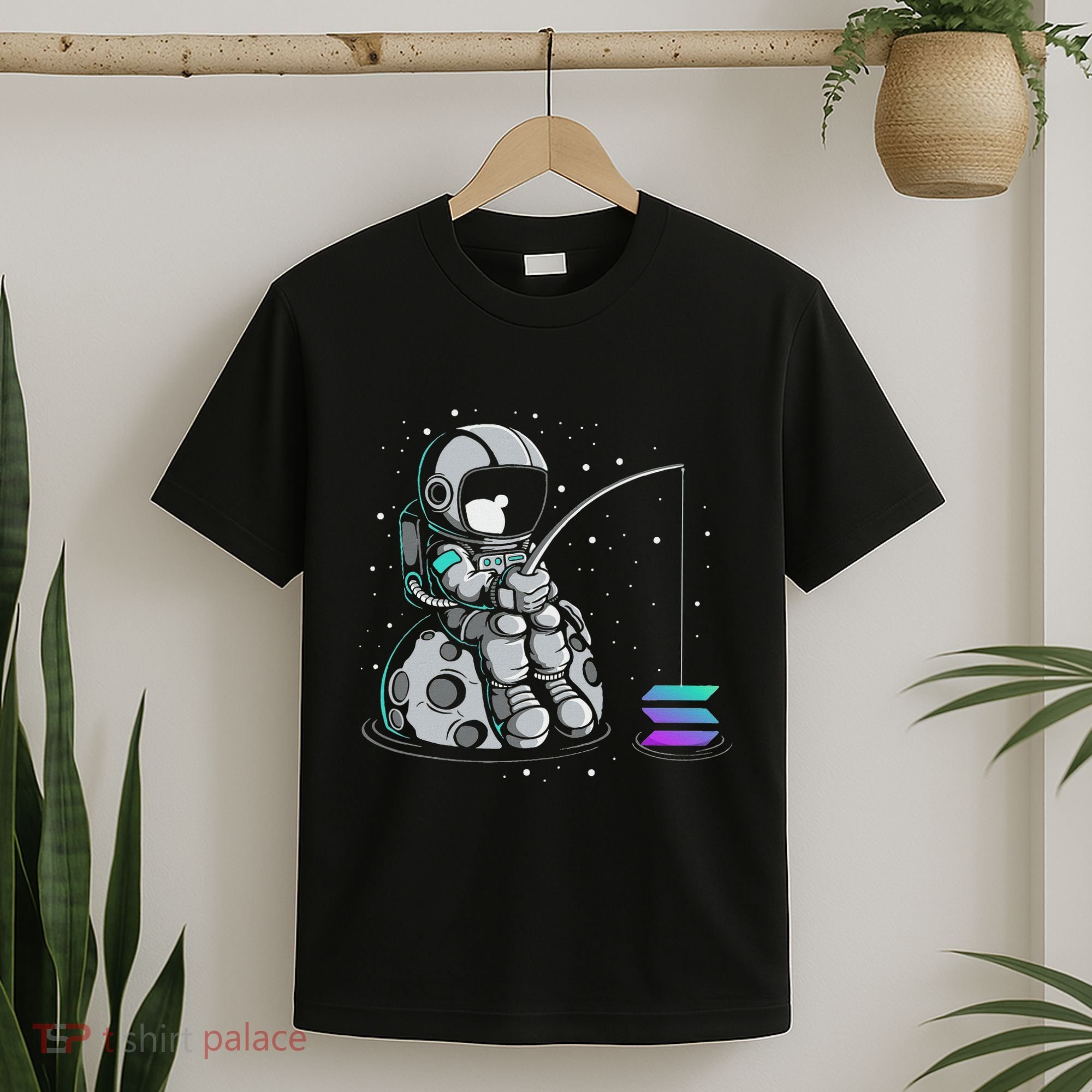 Solana Fishing Krypto Bullrun Sol Token Rich Millionaire T-Shirt