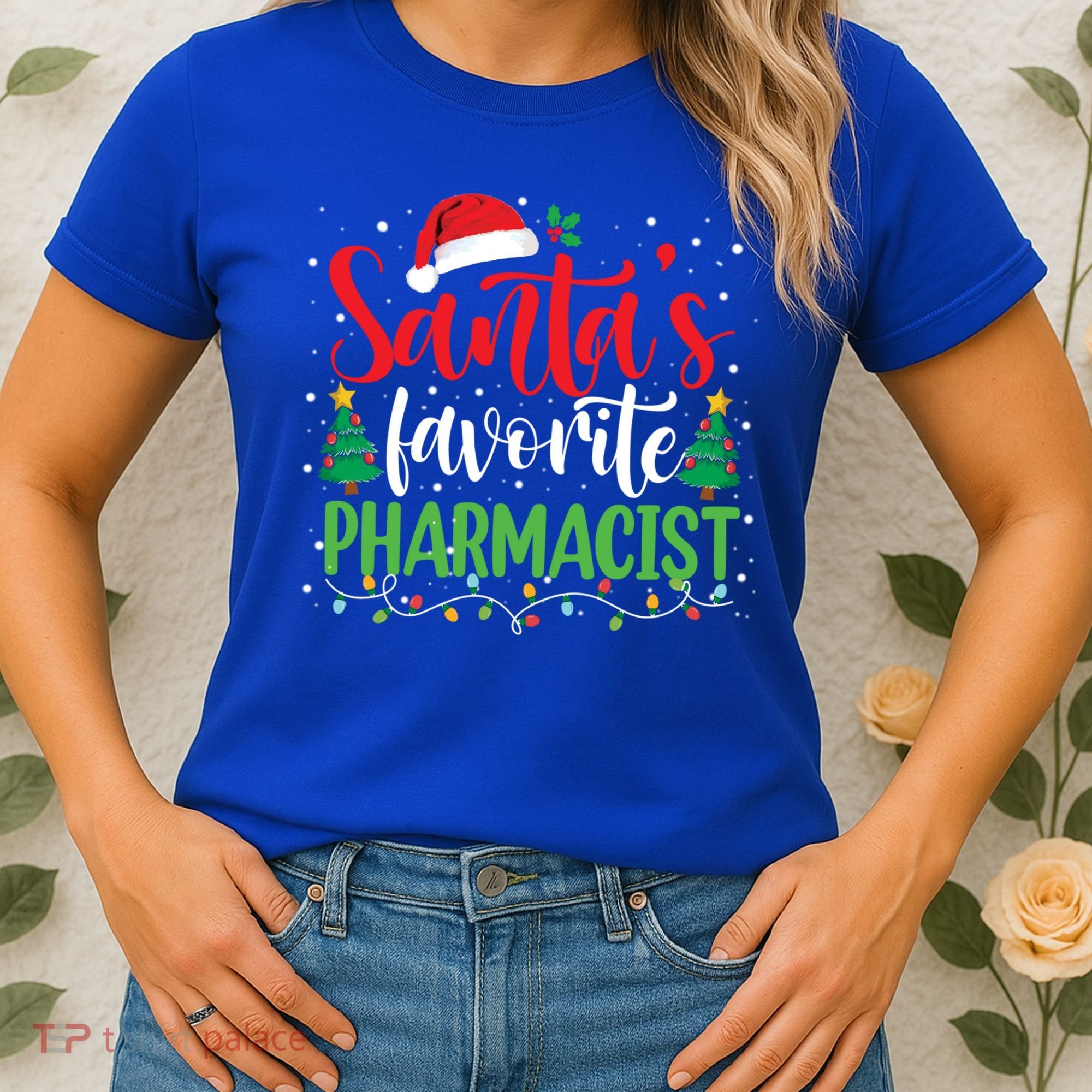 SantaS Favorite Pharmacist Christmas Nursing Santa Hat Gift Women's T-Shirt