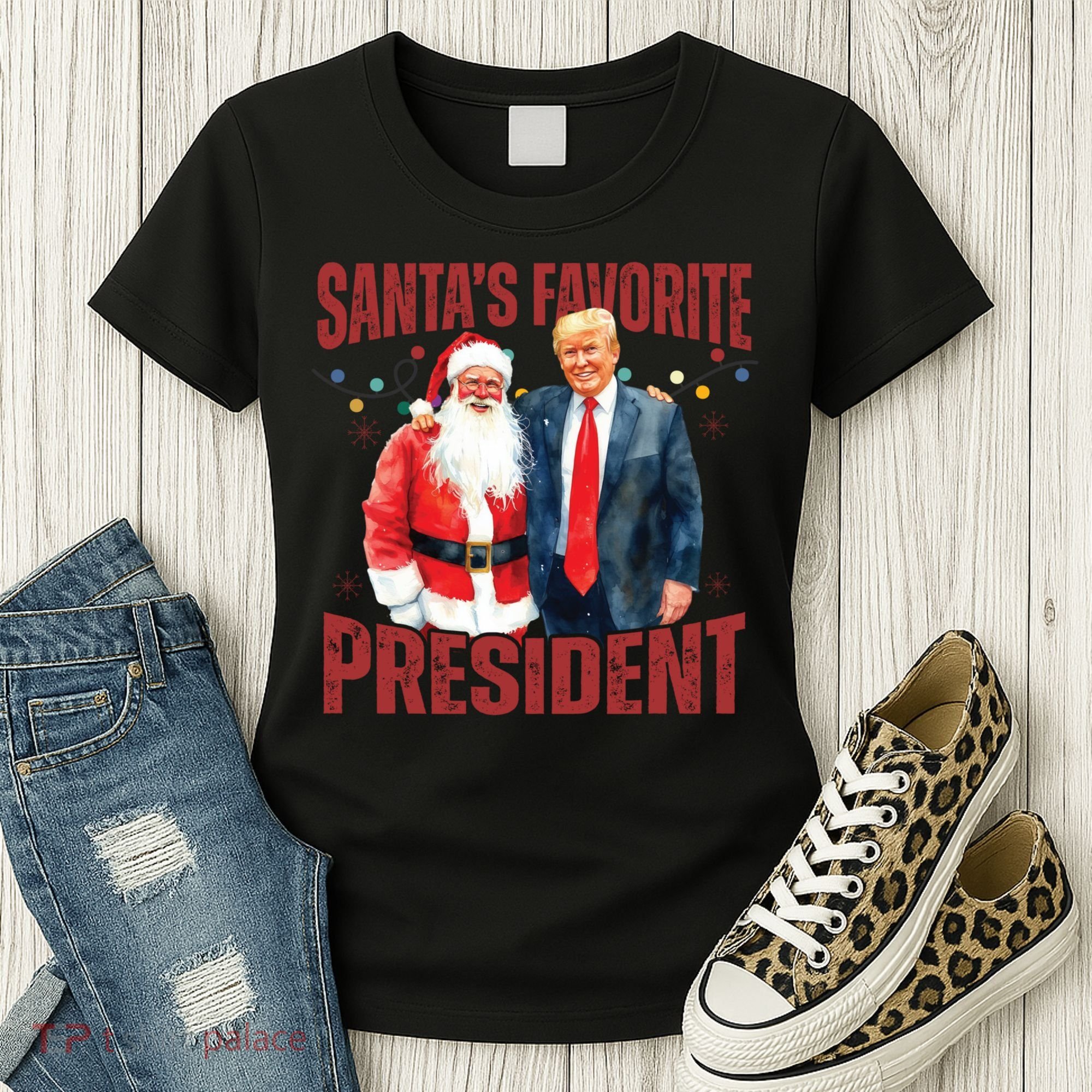 SantaS Favorite President Trump Christmas Santa Hat Women's T-Shirt