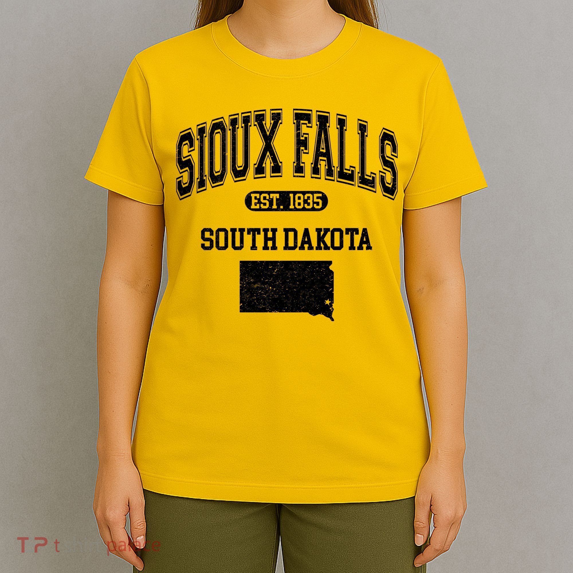 Sioux Falls South Dakota Est 1835 Varsity T-Shirt