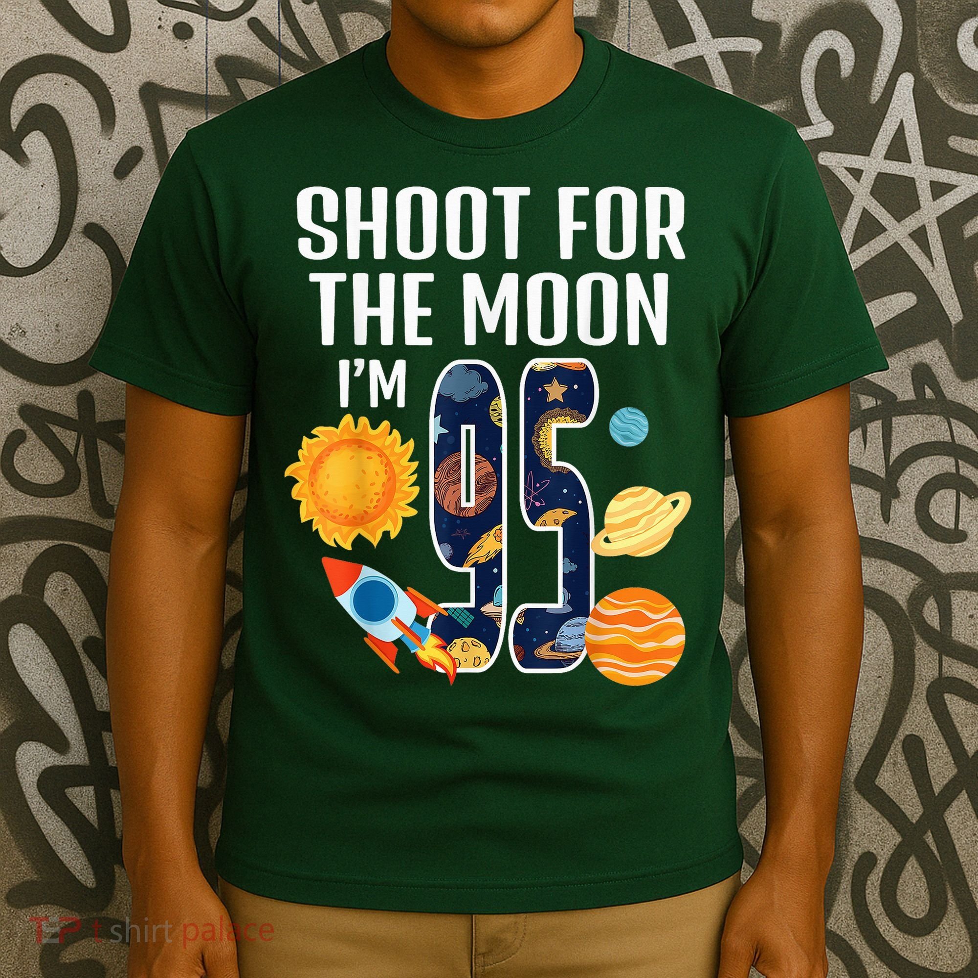 Shoot For The Moon 95th Birthday Outer Space I'M 95 Year T-Shirt