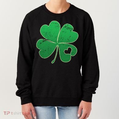 Shamrock Heart Women's Sweatshirt
