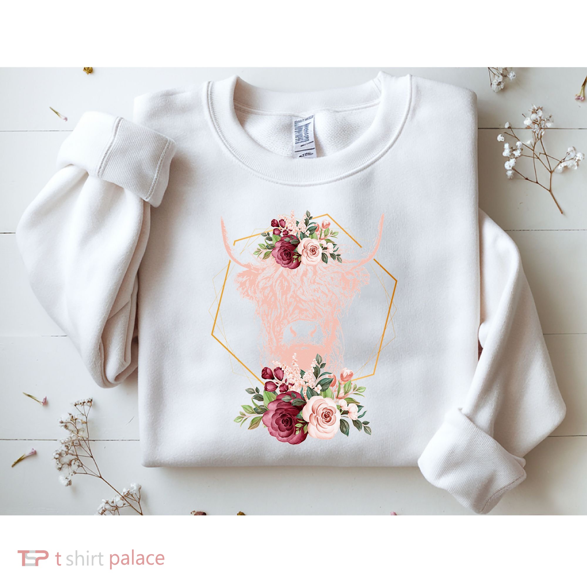 Scottish Highland Cow Cattle Hairy Cow Flowers Woman (1) Sweatshirt