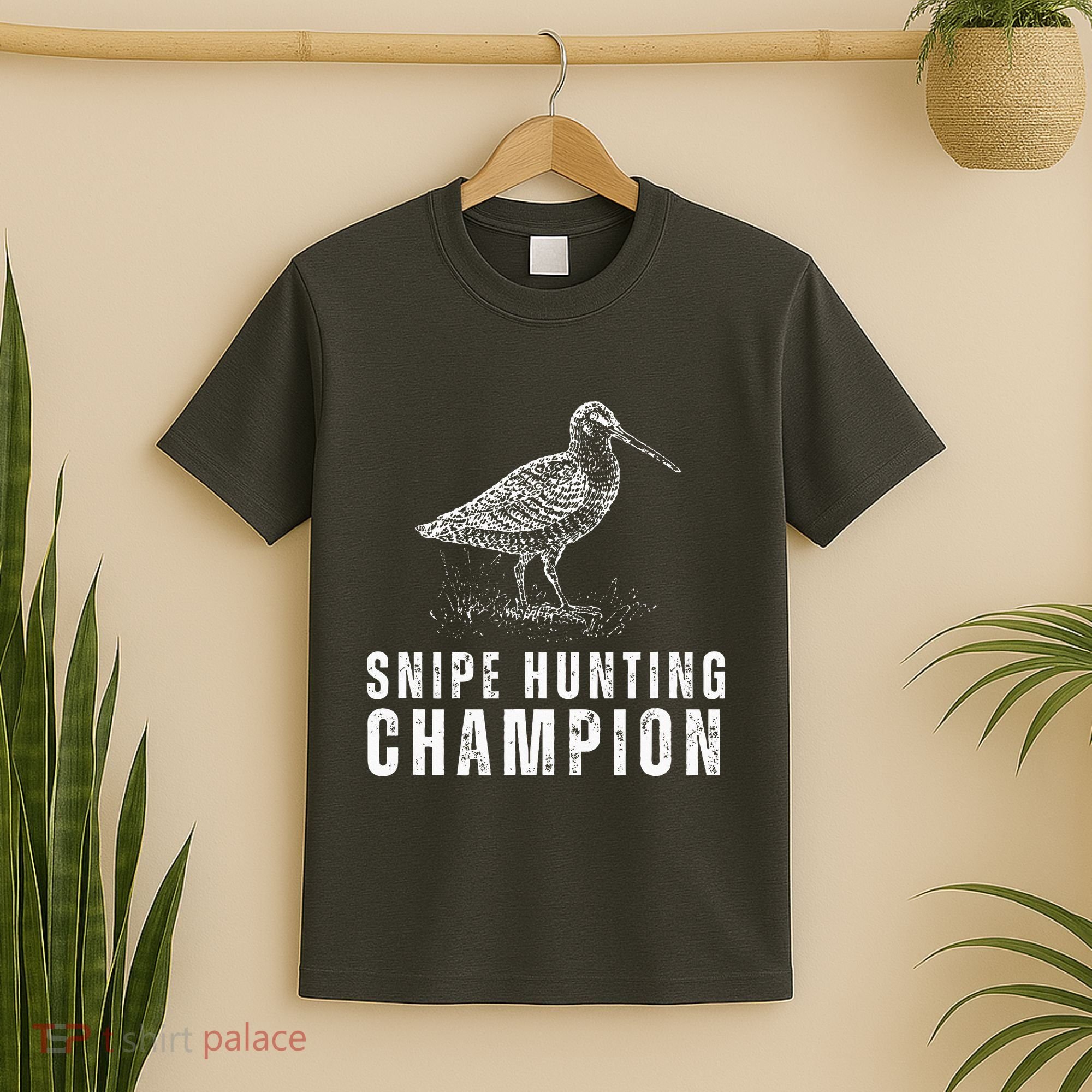 Snipe Hunting Champion Funny Hunting T-Shirt