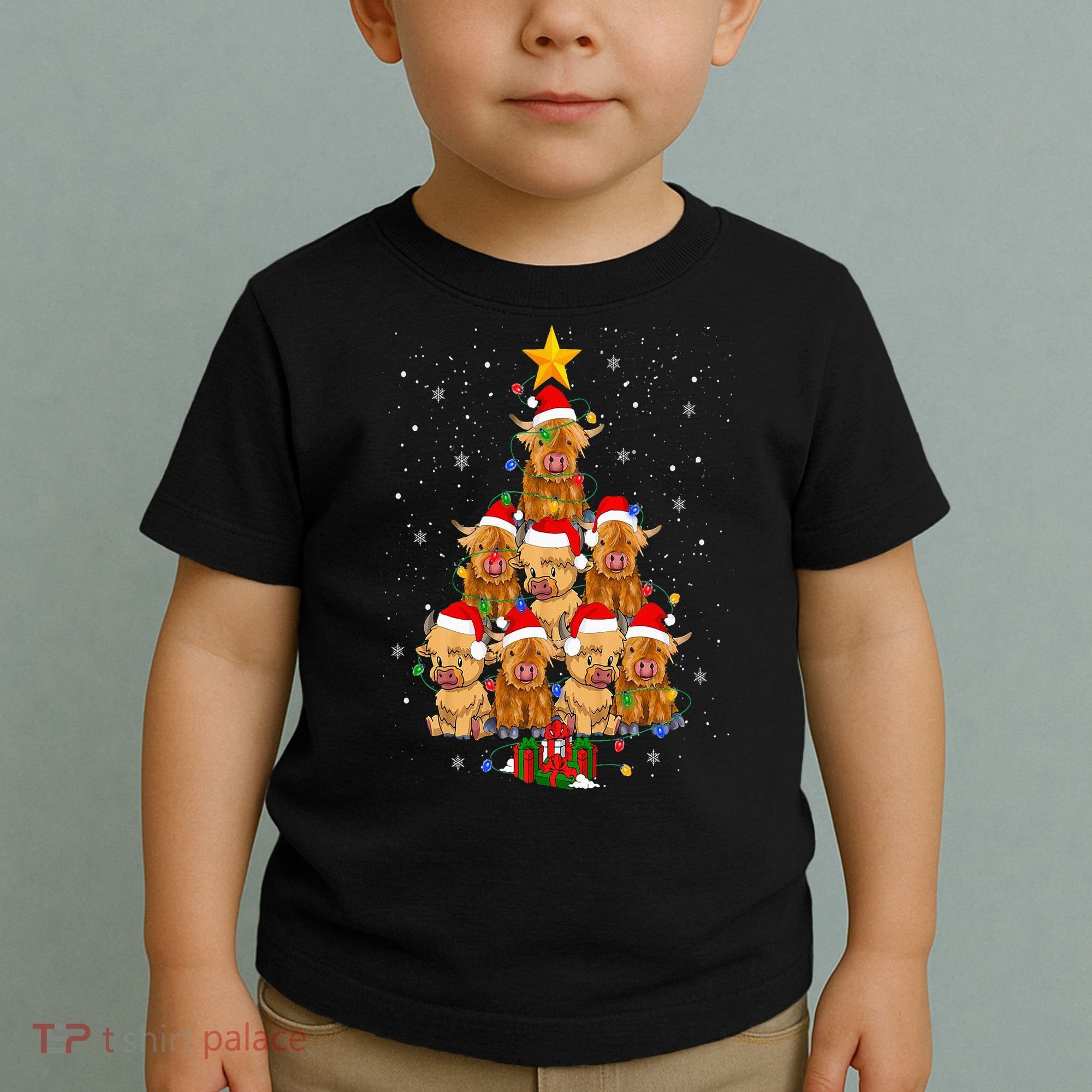 Scottish Highland Cow Christmas Tree Funny Cow Lover Xmas Toddler T-Shirt