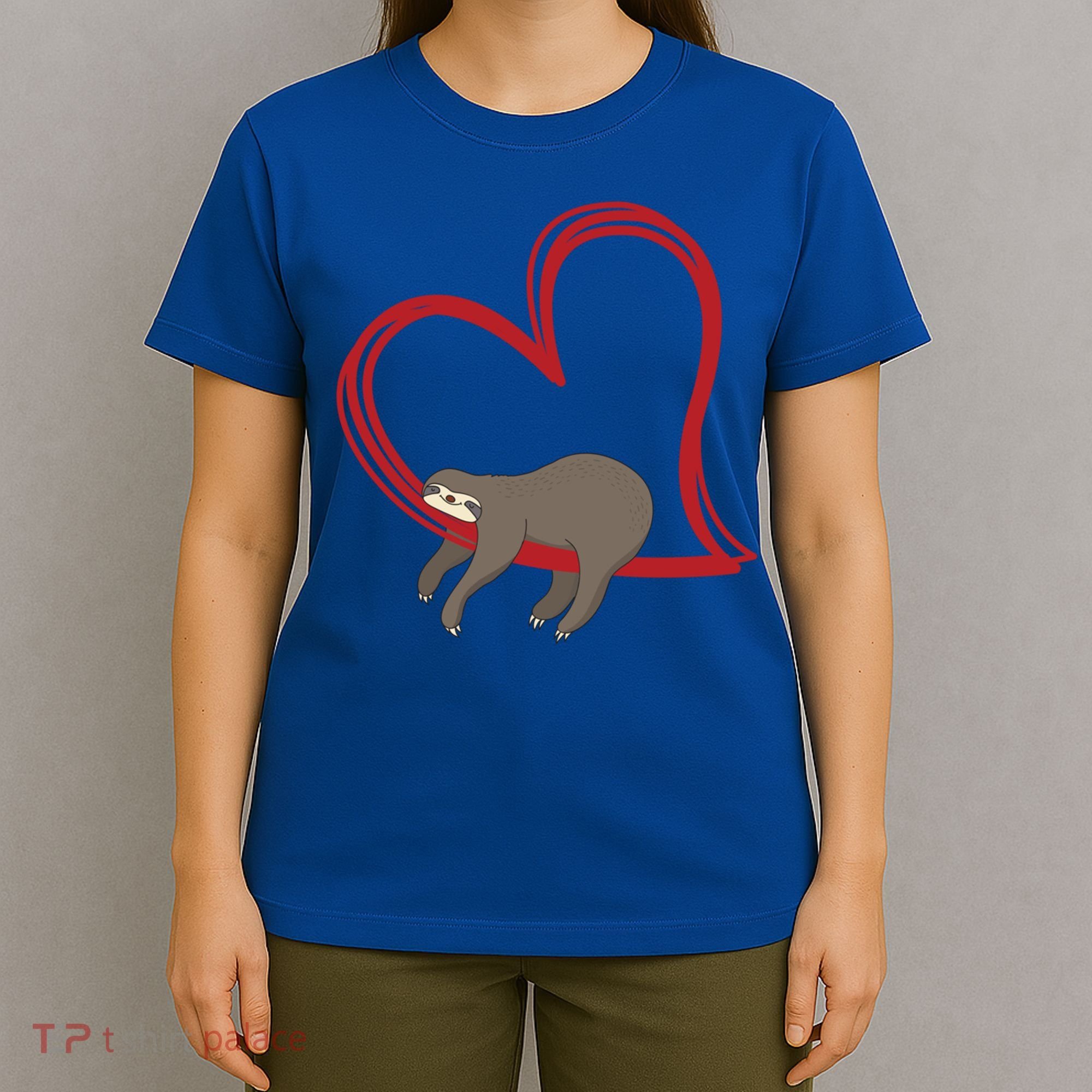 Sloth Heart Funny Gift Love Sloths Funny Gift Funny Gift T-Shirt