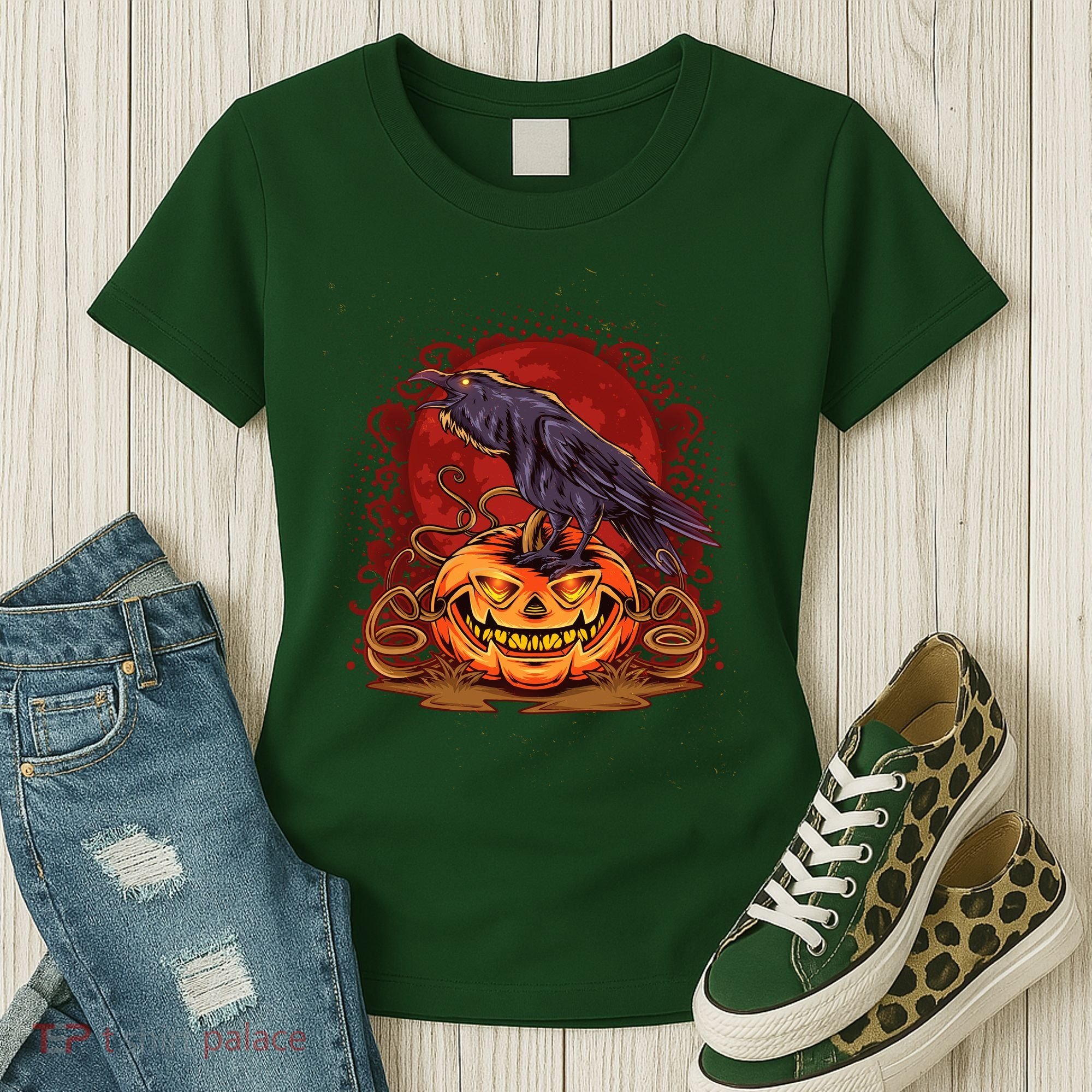 Spooky Halloween Raven Crow Jacklantern Pumpkin Women's T-Shirt
