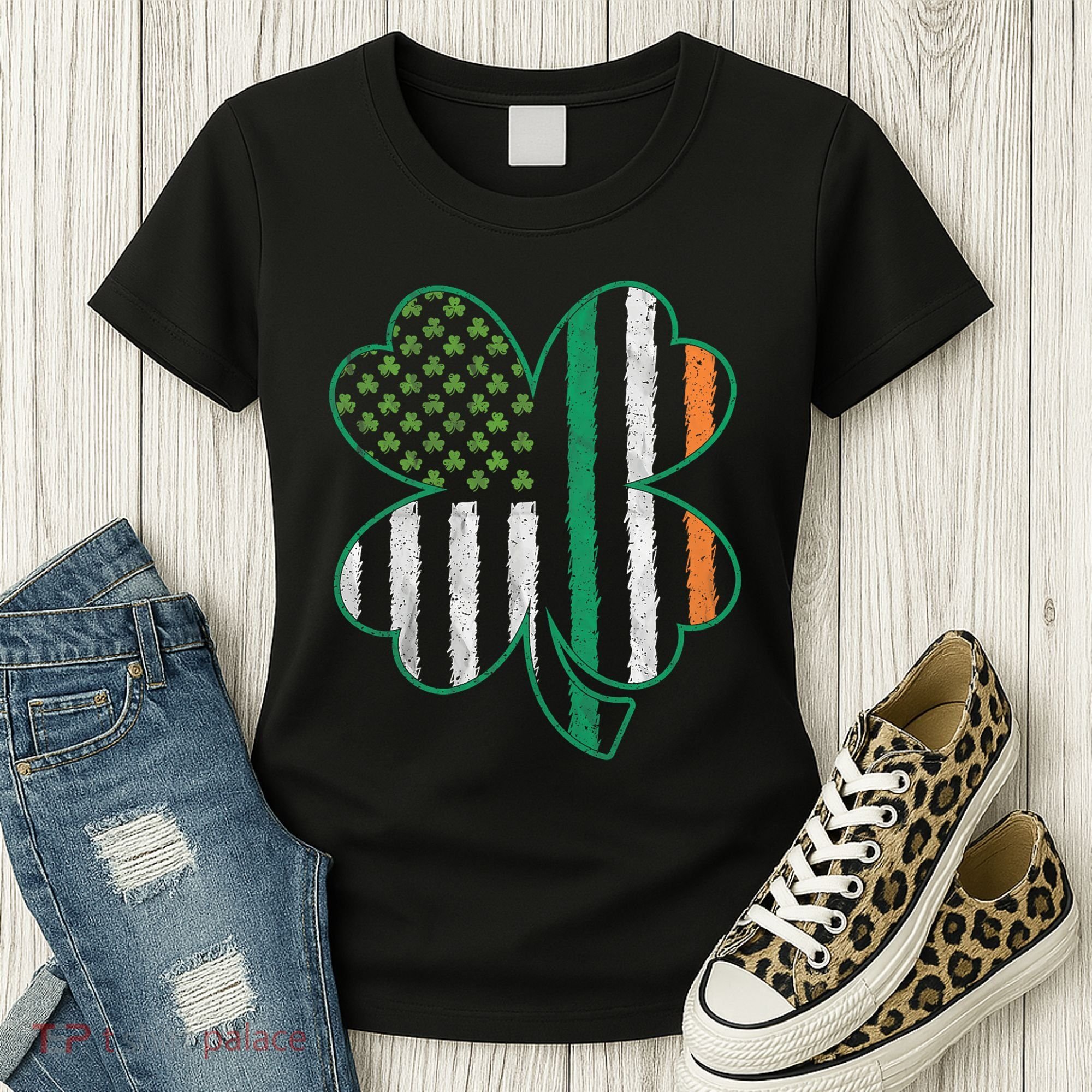 Shamrocks Irish American Flag Beautiful St Patricks Day Women's T-Shirt