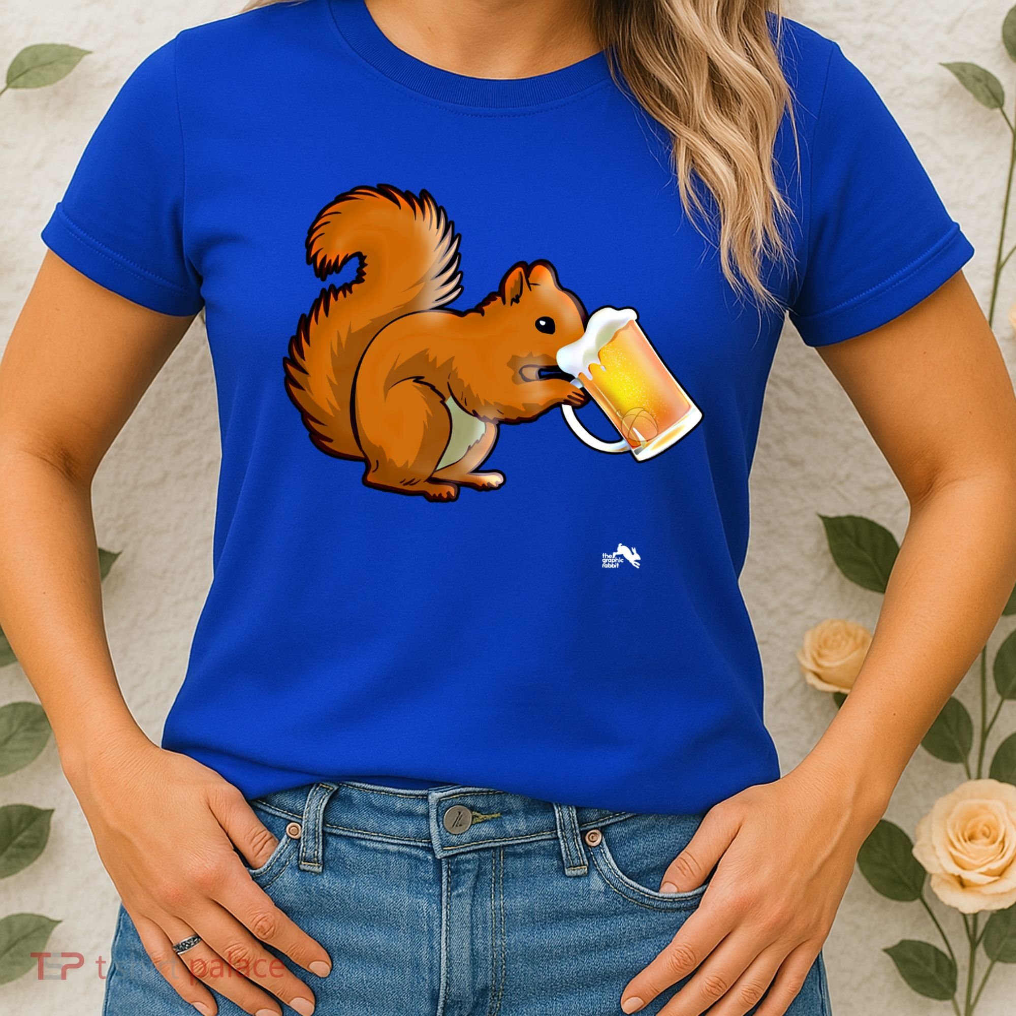 Squirrel Ing Beer For Animal Lovers Gift Beer Squirrel Cute Gift Women's T-Shirt