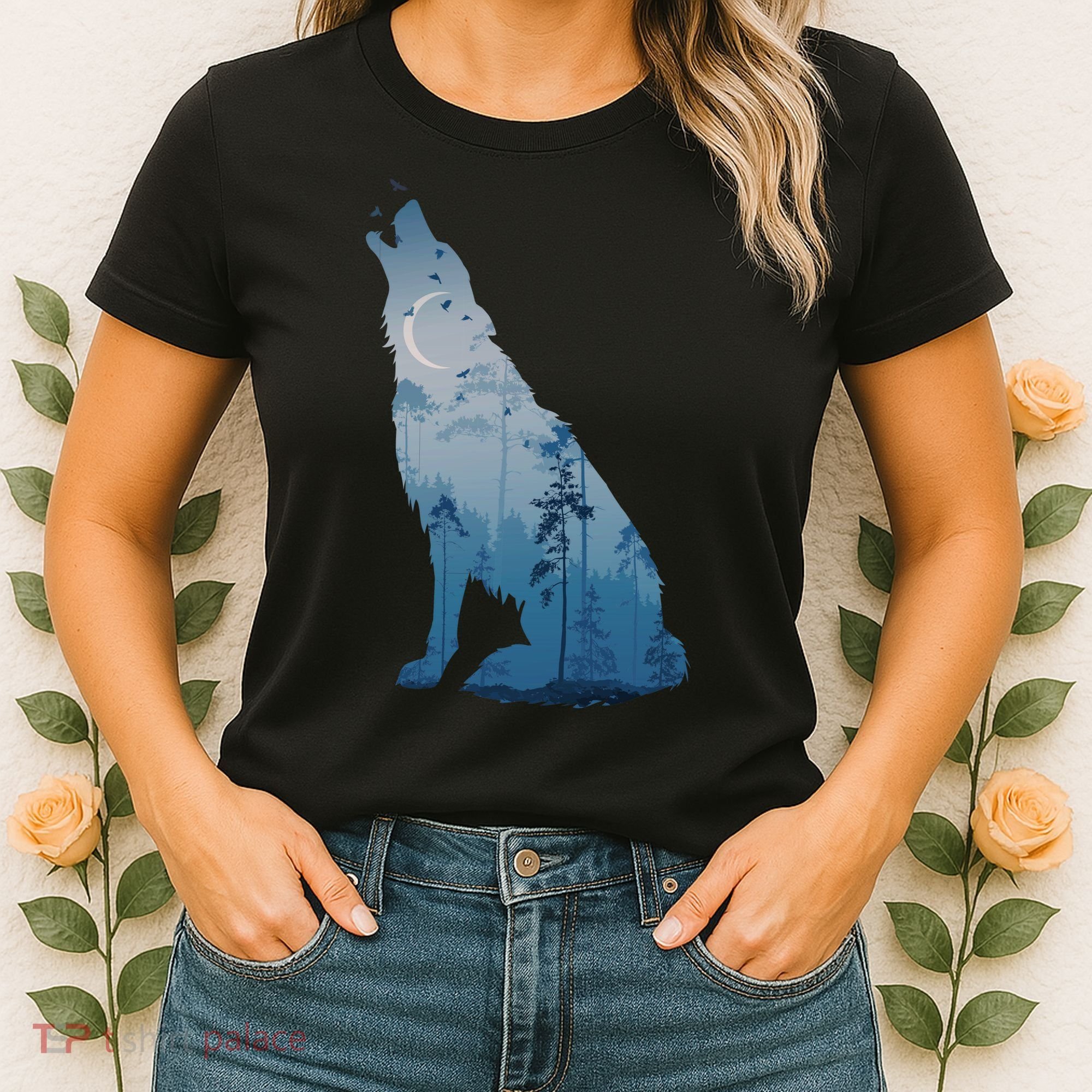 Silhouette Of The Howling Wolf Women's T-Shirt
