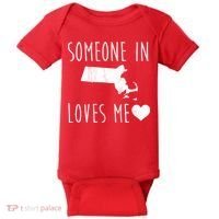 Someone In Massachusetts Loves Me! Cute State Gift Baby Bodysuit thumb 0