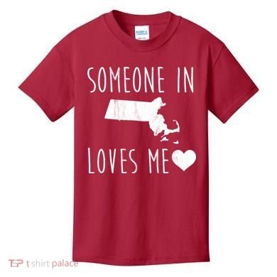 Someone In Massachusetts Loves Me! Cute State Gift Kids T-Shirt