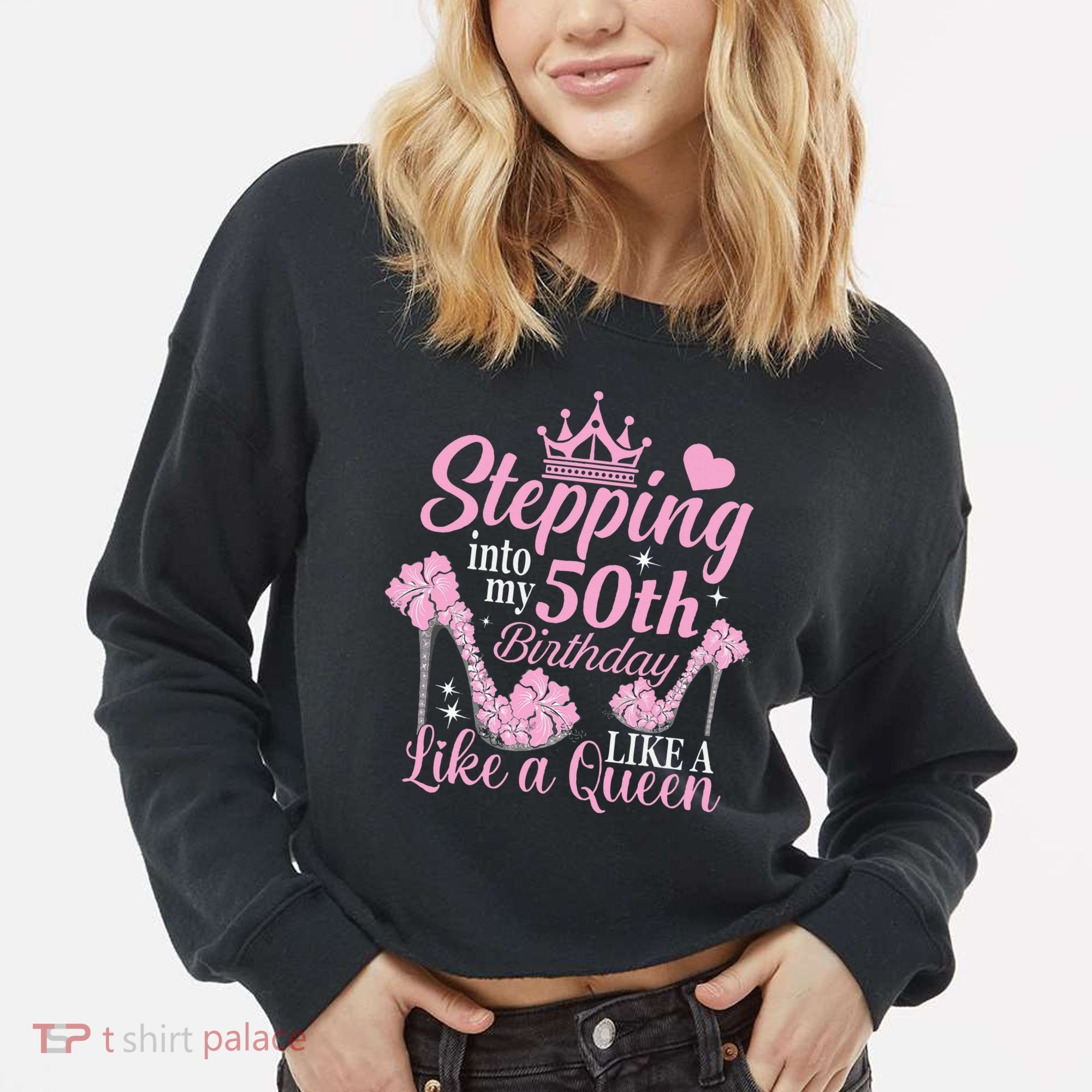 Stepping Into My 50Th Birthday Like A Queen Cropped Pullover Crew