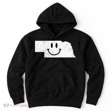 Smiling In NE – Funny Nebraska Happy Face Hoodie