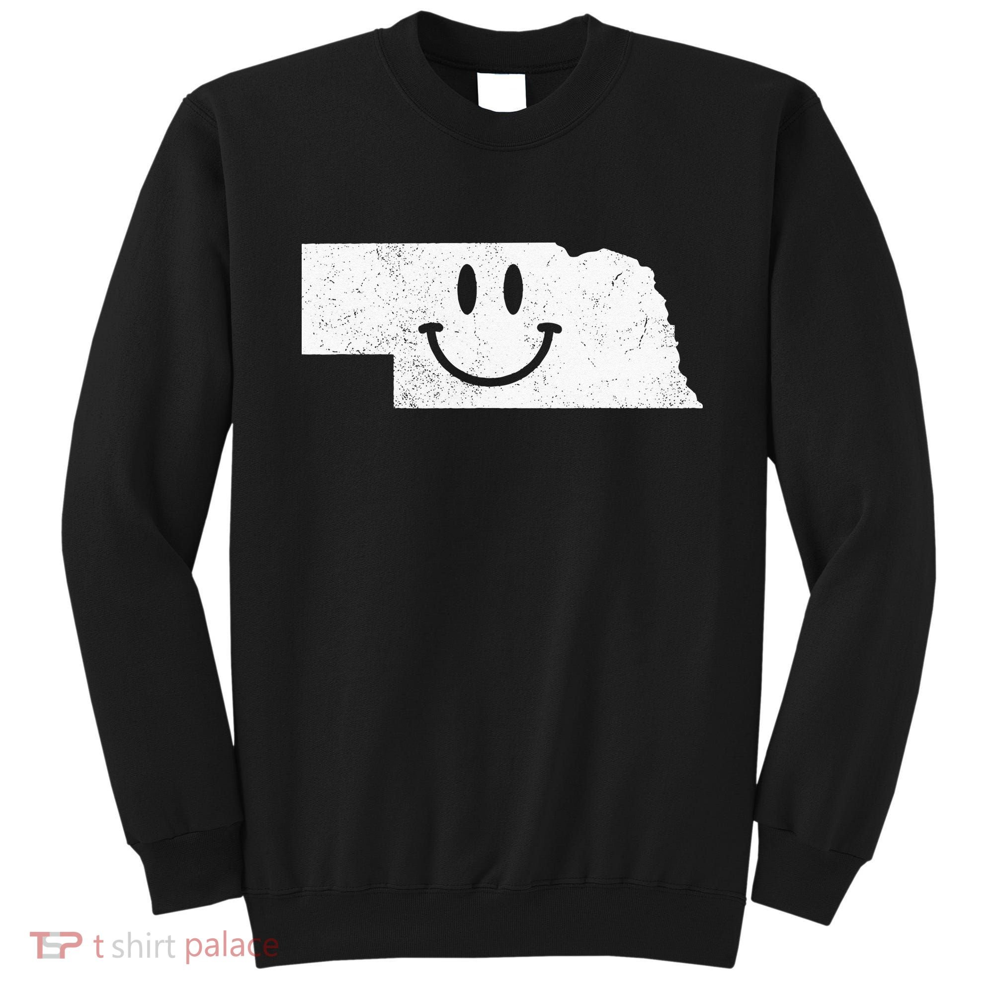 Smiling In NE – Funny Nebraska Happy Face Sweatshirt