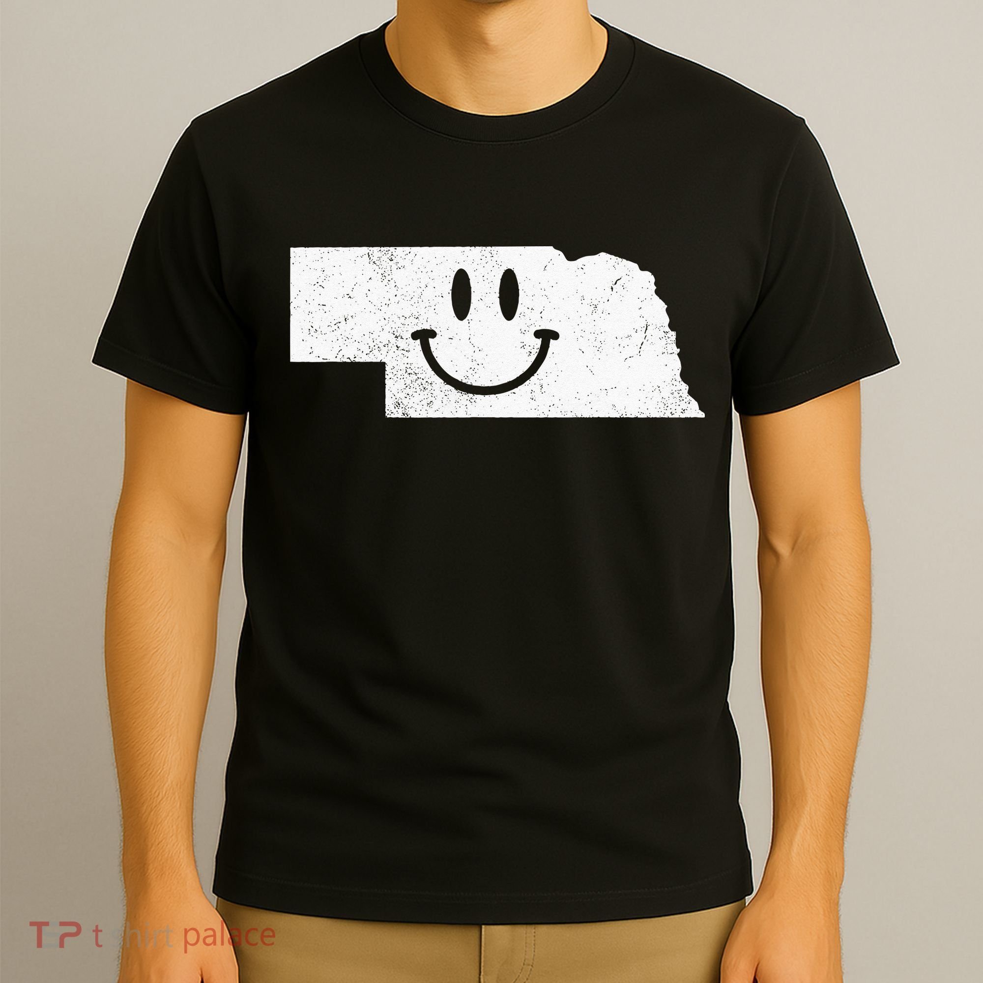 Smiling In NE – Funny Nebraska Happy Face T-Shirt