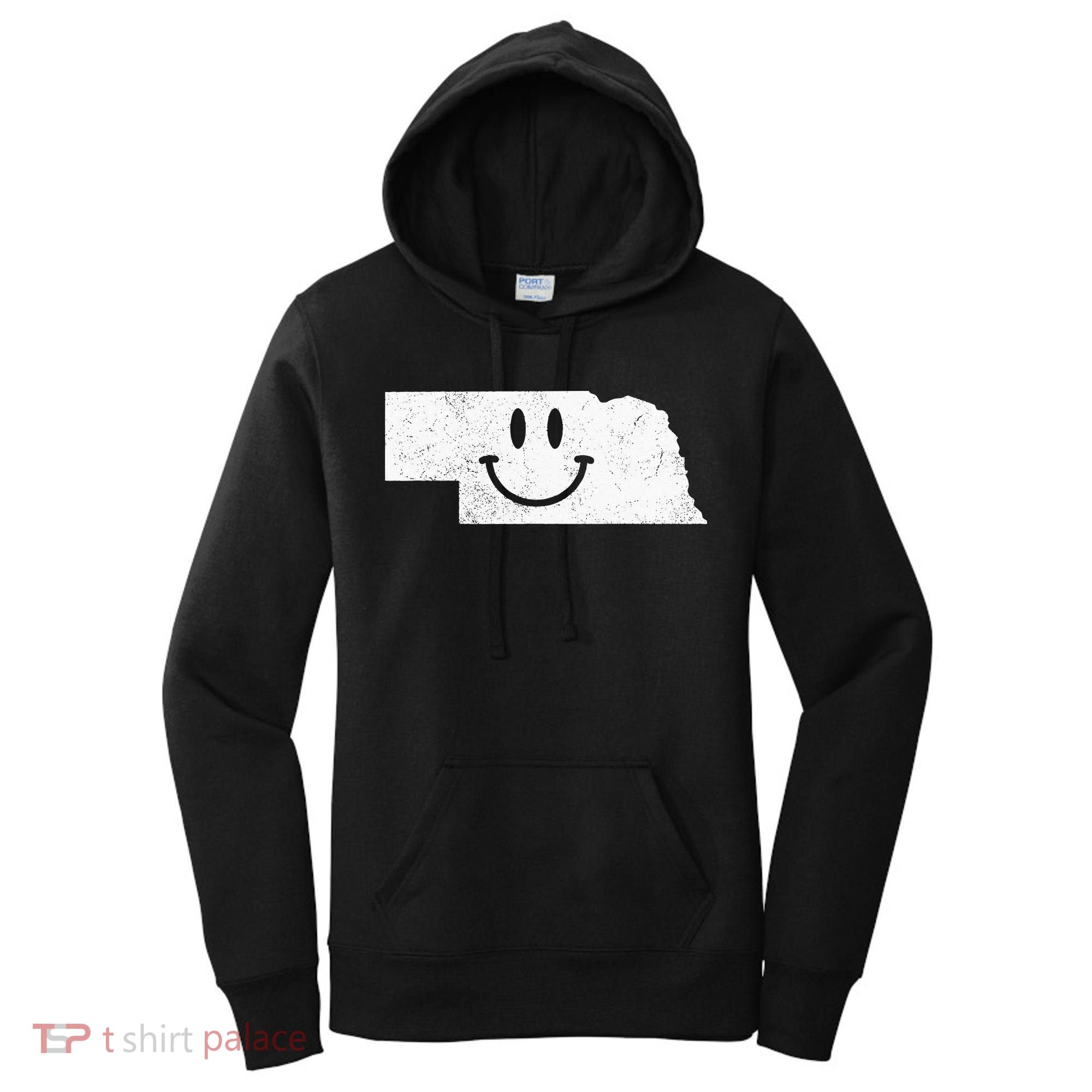 Smiling In NE – Funny Nebraska Happy Face Women's Hoodie