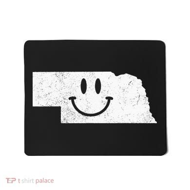 Smiling In NE – Funny Nebraska Happy Face Mousepad