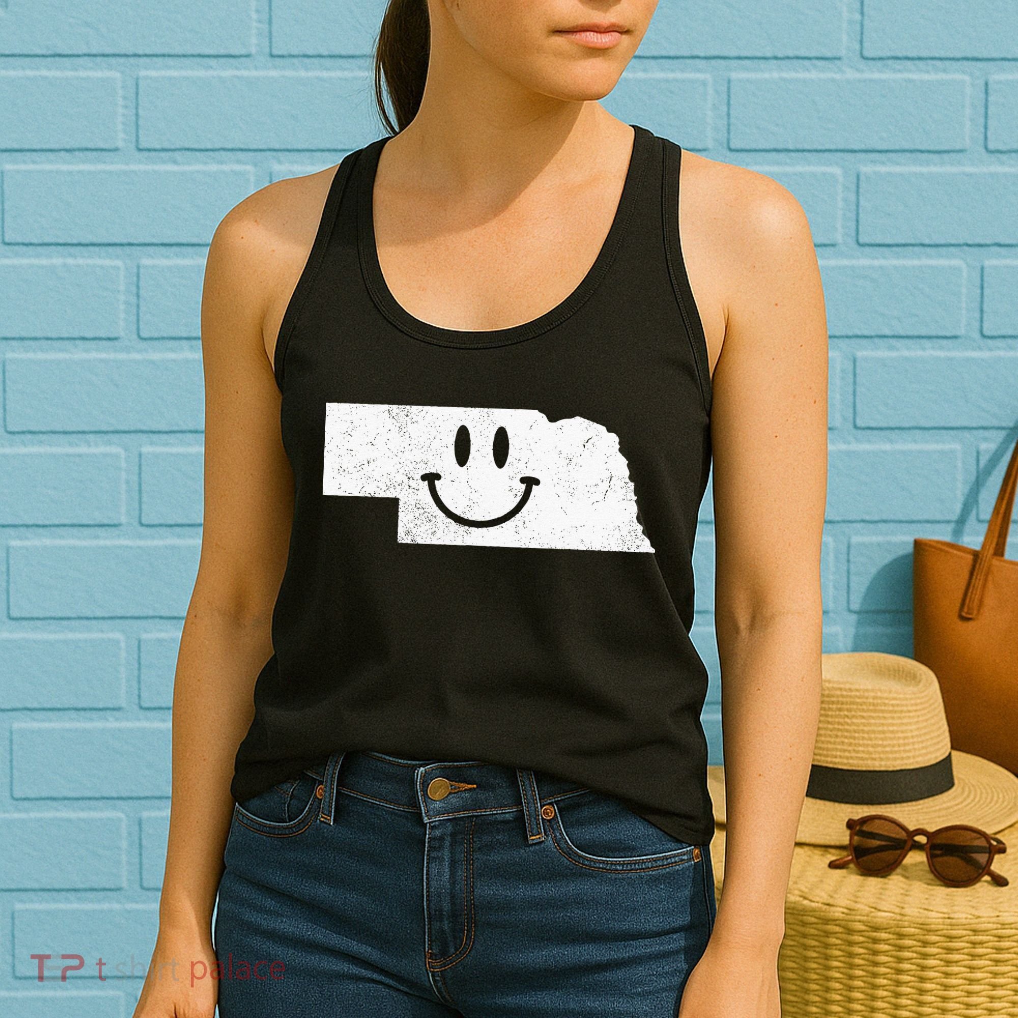 Smiling In NE – Funny Nebraska Happy Face Women's Tank Top
