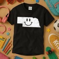 Smiling In NE – Funny Nebraska Happy Face Kids T-Shirt thumb 3