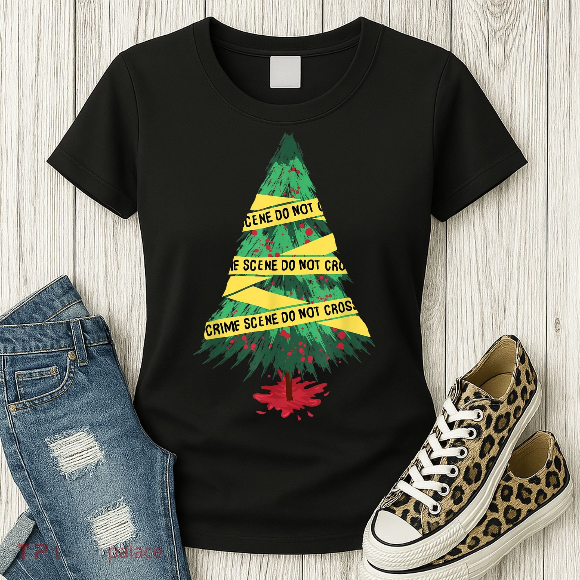 Serial Killer Christmas Tree Crime Scene True Crime Women's T-Shirt