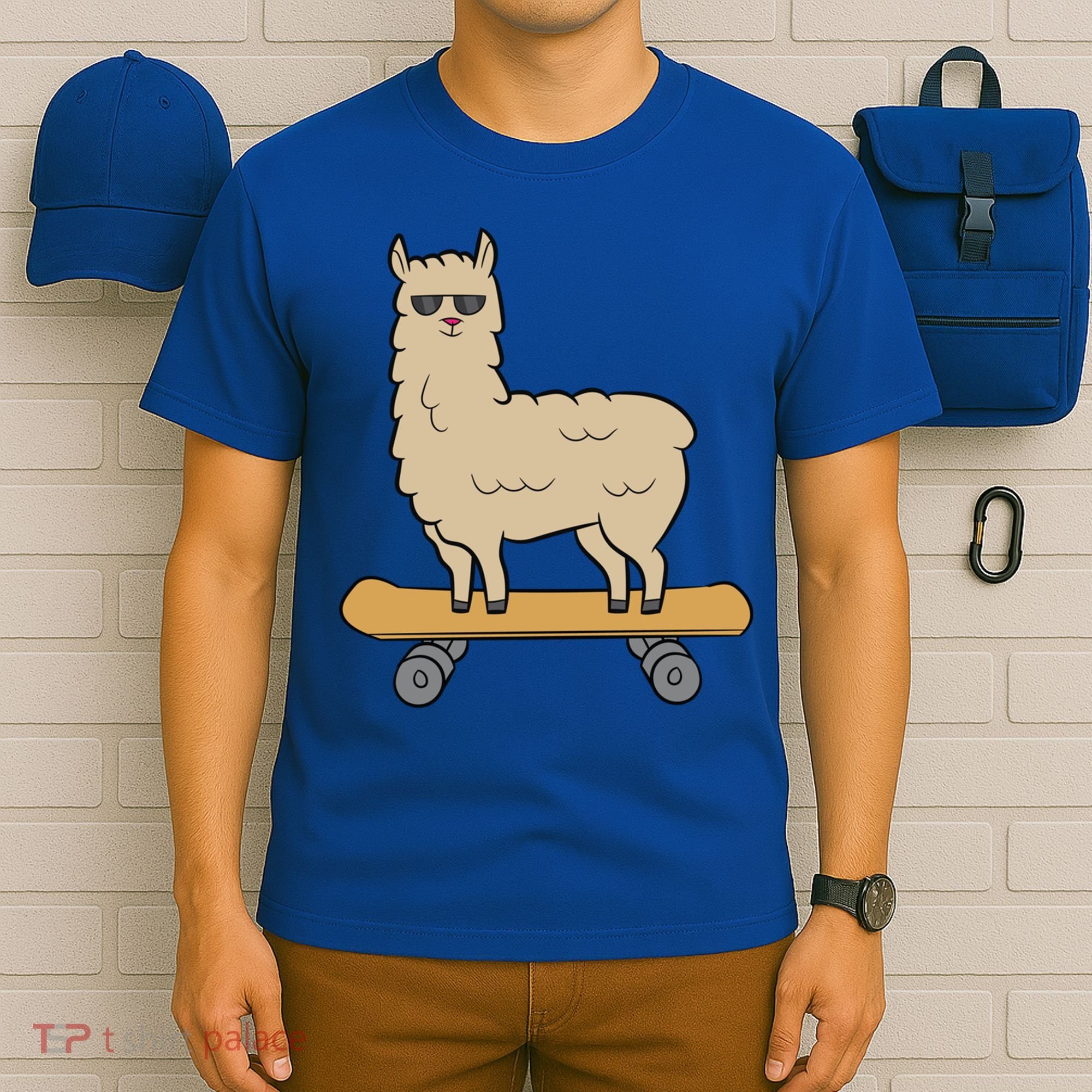 Skateboarding Llama Alpaca Skateboard Llama Gift T-Shirt