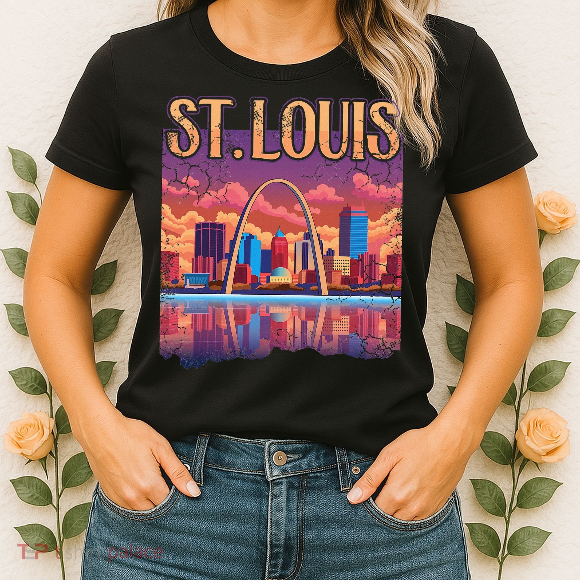 St Louis Gateway Arch Missouri Cityscape Skyline Women's T-Shirt