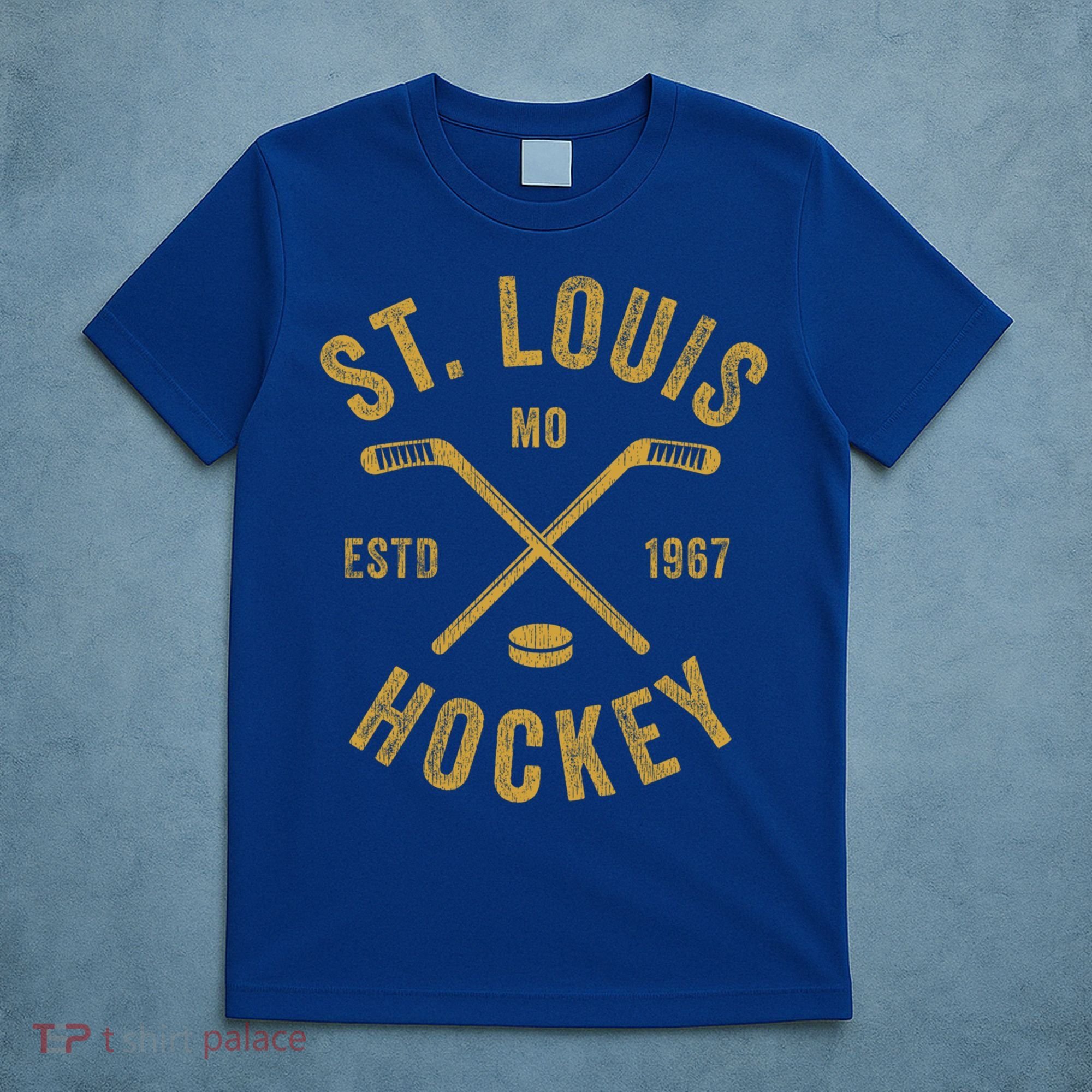 St Louis Ice Hockey Gift Crossed Sticks Gift T-Shirt